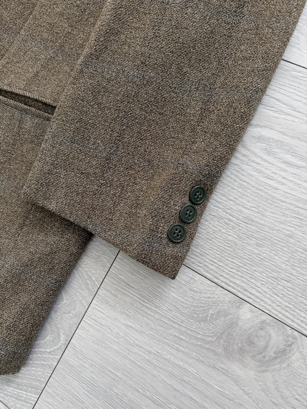 Giorgio Armani 1980s Peaked Lapel Double Breasted Textured Brown Wool Sport Jacket Blazer - Size M