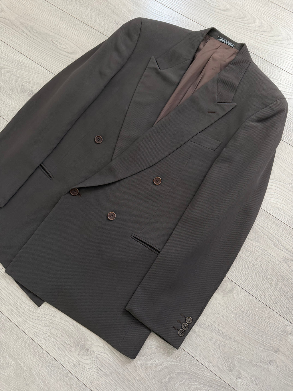 Giorgio Armani 1980s Peaked Lapel Double Breasted Pleated Viscose Wool Suit Espresso Charcoal - Size XL Jacket / 32"