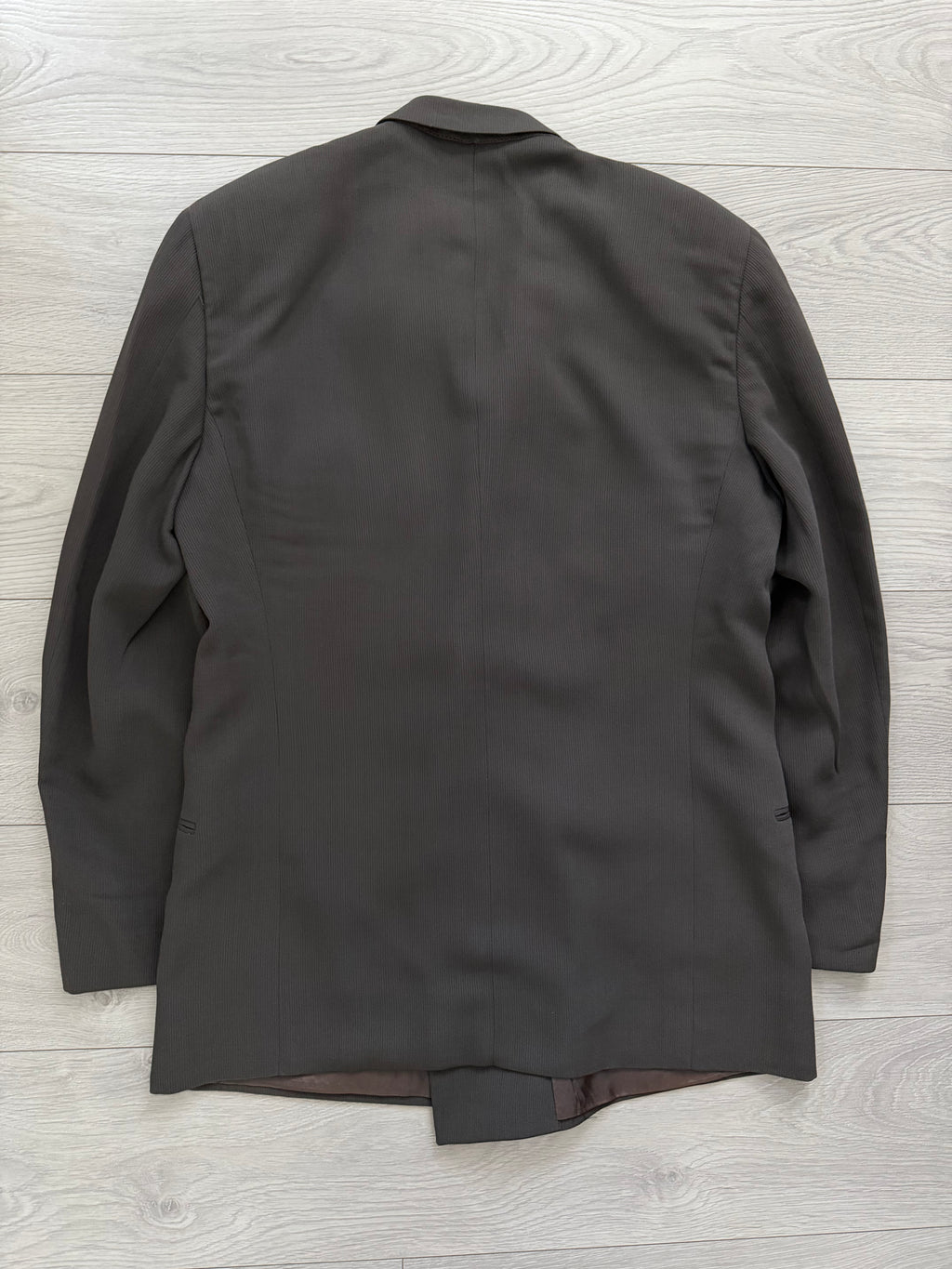Giorgio Armani 1980s Peaked Lapel Double Breasted Pleated Viscose Wool Suit Espresso Charcoal - Size XL Jacket / 32"