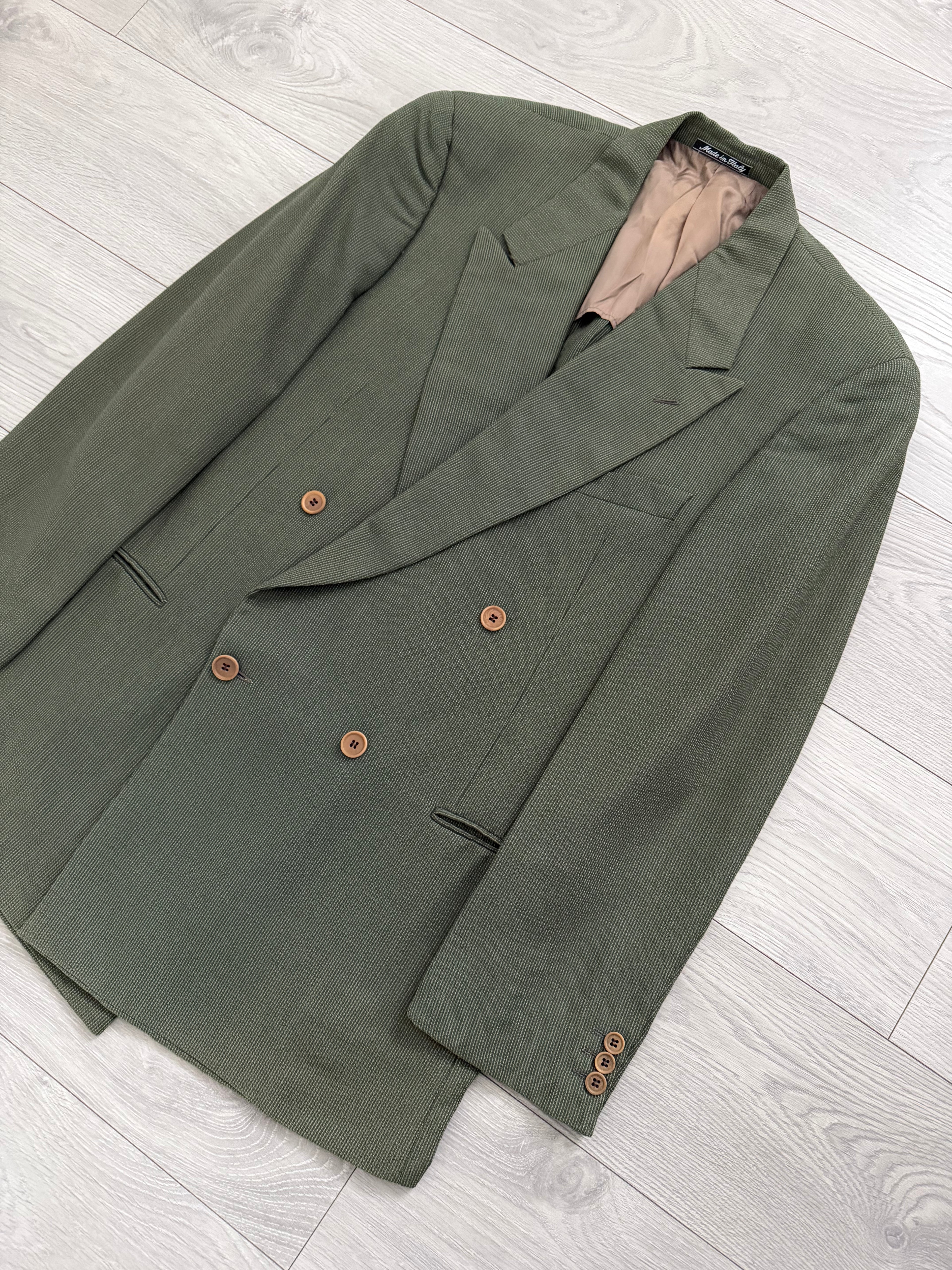 Giorgio Armani 1980s Peaked Lapel Double Breasted Pleated Textured Wool Suit - Size XL Jacket / 32"