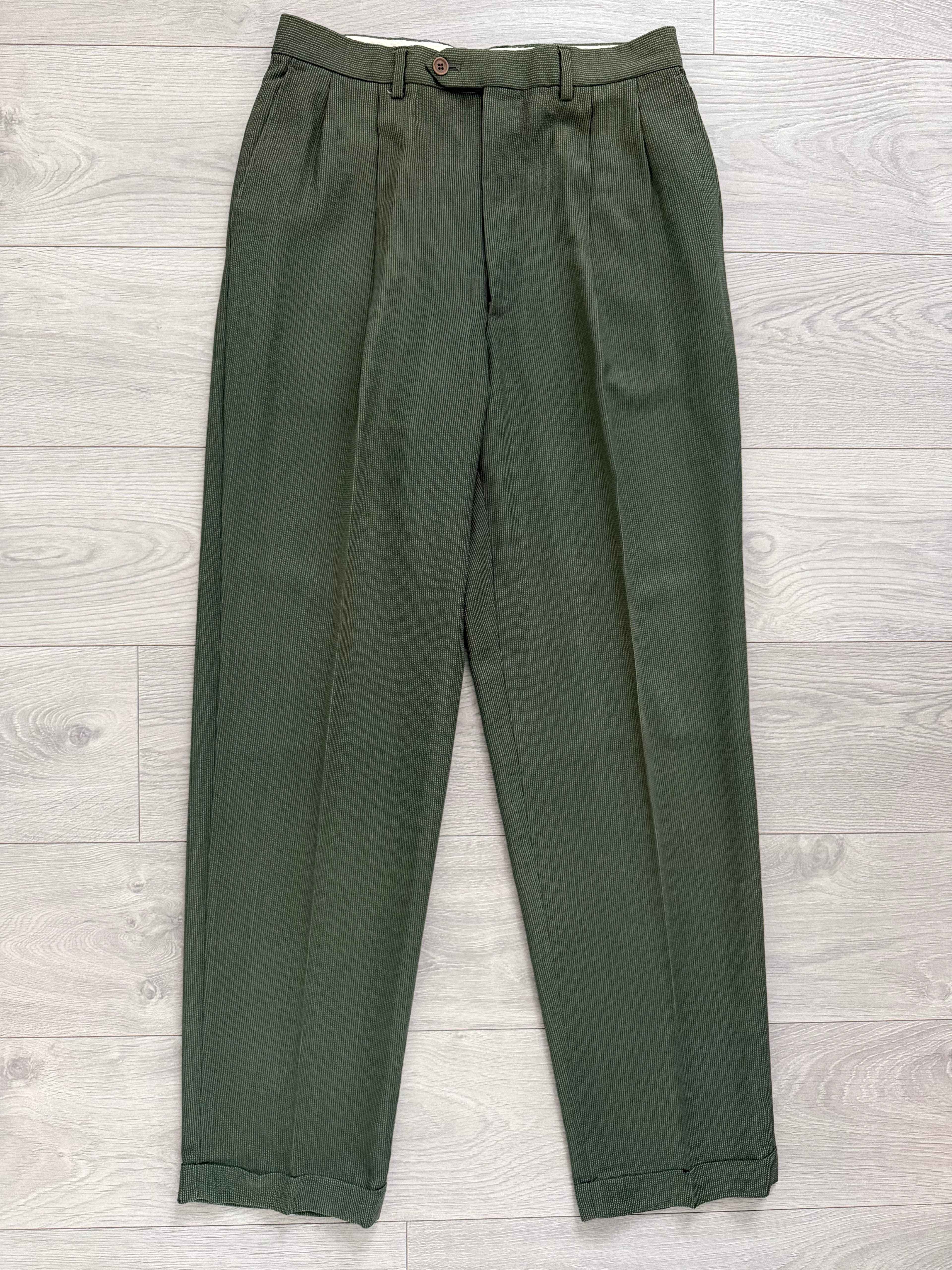Giorgio Armani 1980s Peaked Lapel Double Breasted Pleated Textured Wool Suit - Size XL Jacket / 32"