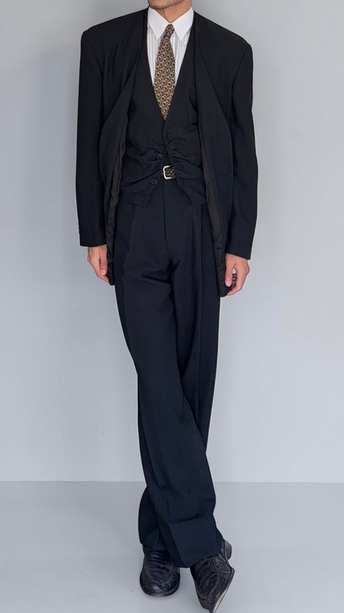 Emporio Armani 1990s Collarless 3-Piece Draped Wool Relaxed Suit - Size XL Jacket / 34" Waist