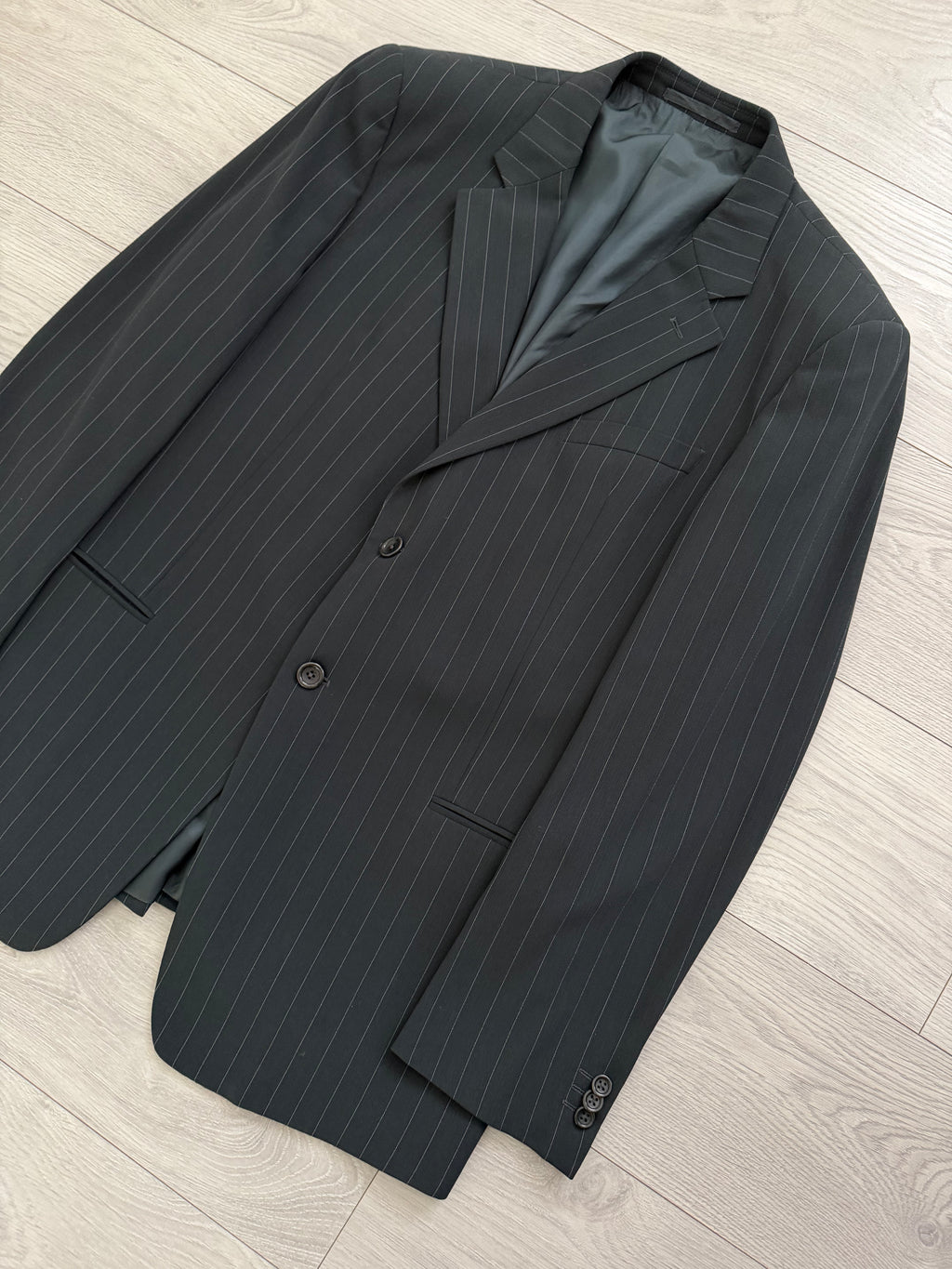 Armani 1990s 2B Draped Pinstriped Wool Suit Black - Size XXL Jacket / 38" Waist