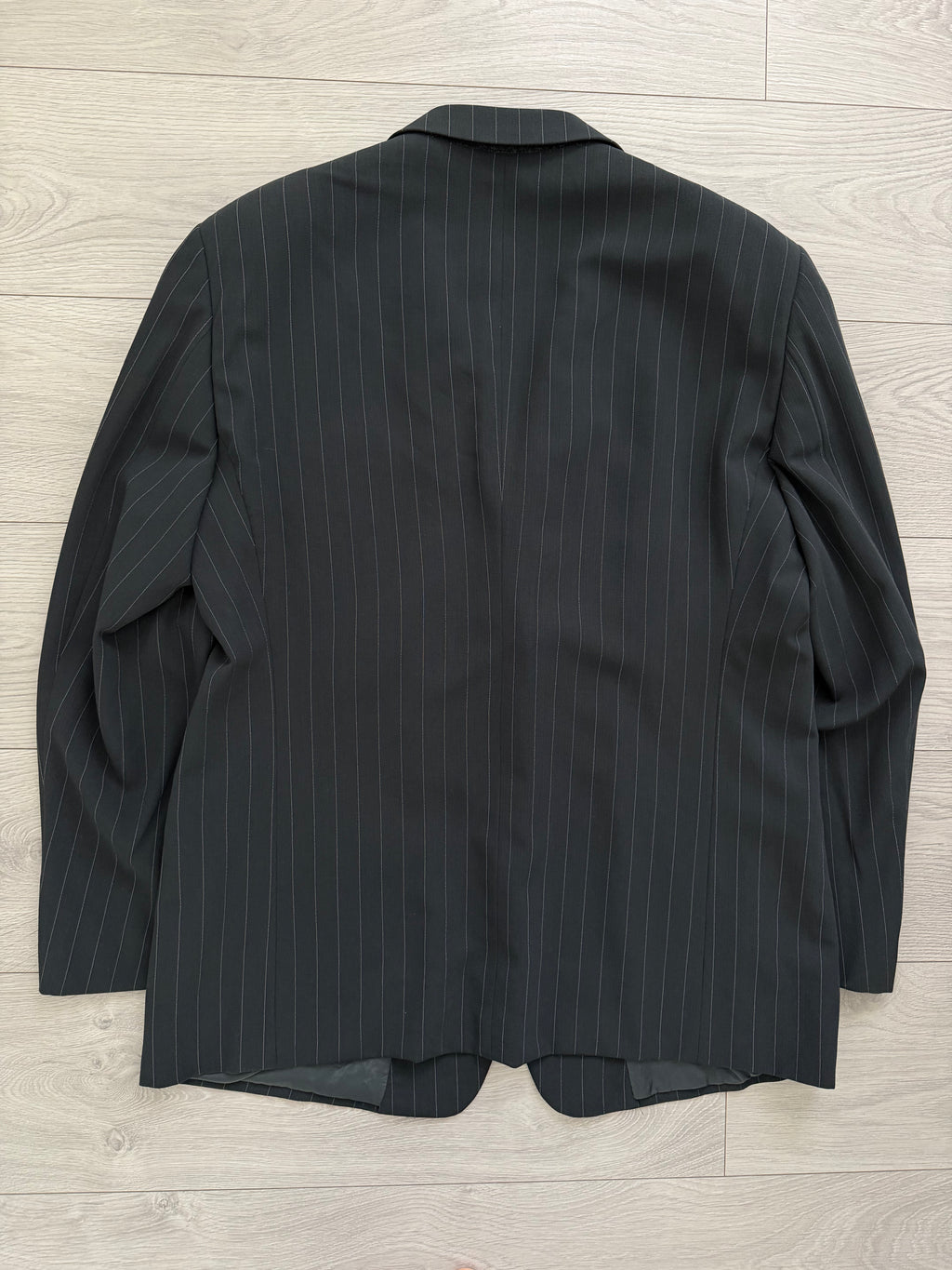 Armani 1990s 2B Draped Pinstriped Wool Suit Black - Size XXL Jacket / 38" Waist