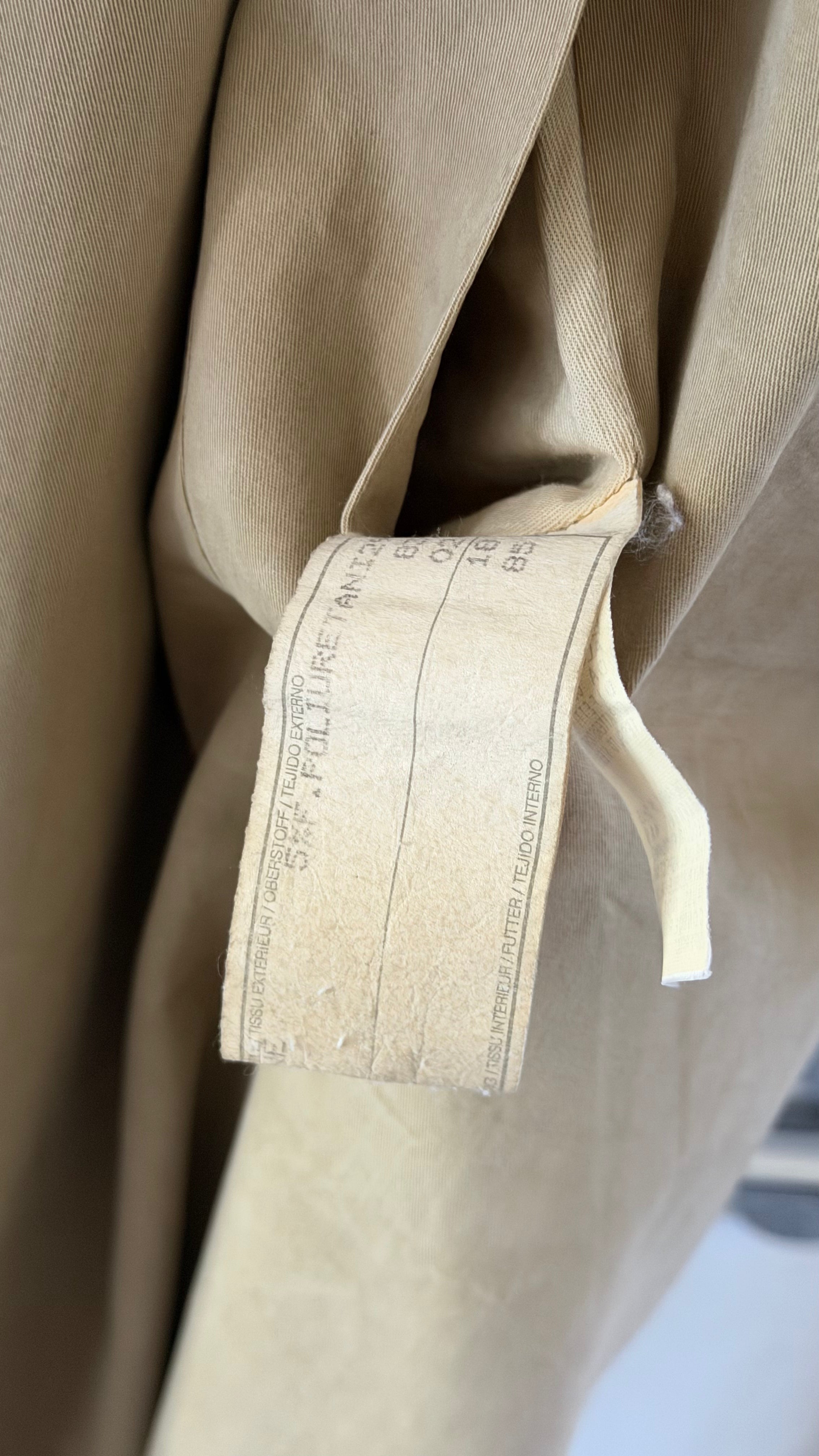 Giorgio Armani 1980s Taupe Beige Padded Cotton Balmacaan Overcoat - Size XL