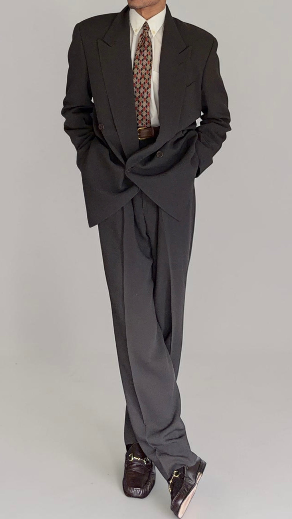 Giorgio Armani 1980s Peaked Lapel Double Breasted Pleated Viscose Wool Suit Espresso Charcoal - Size XL Jacket / 32"