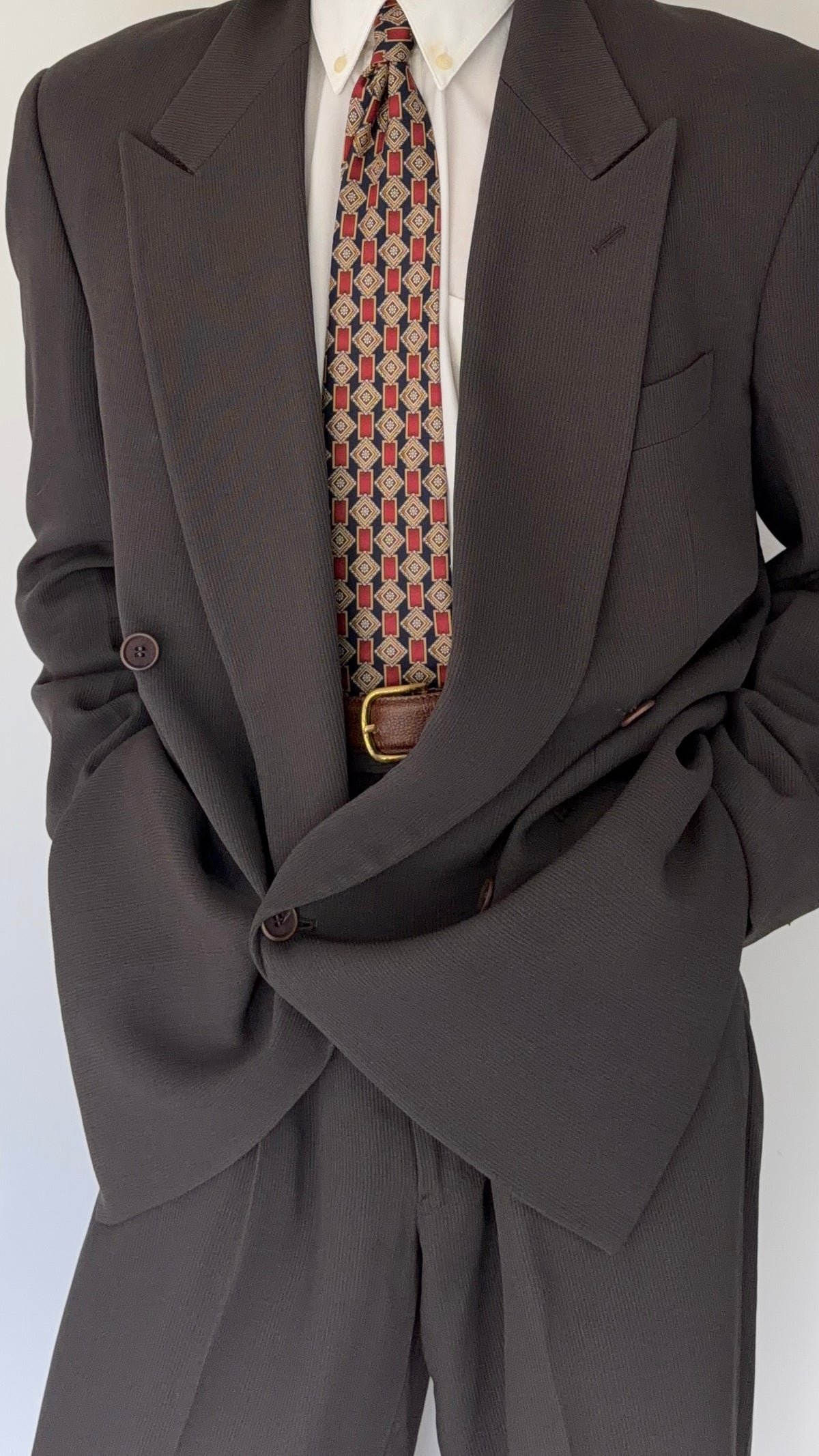 Giorgio Armani 1980s Peaked Lapel Double Breasted Pleated Viscose Wool Suit Espresso Charcoal - Size XL Jacket / 32"