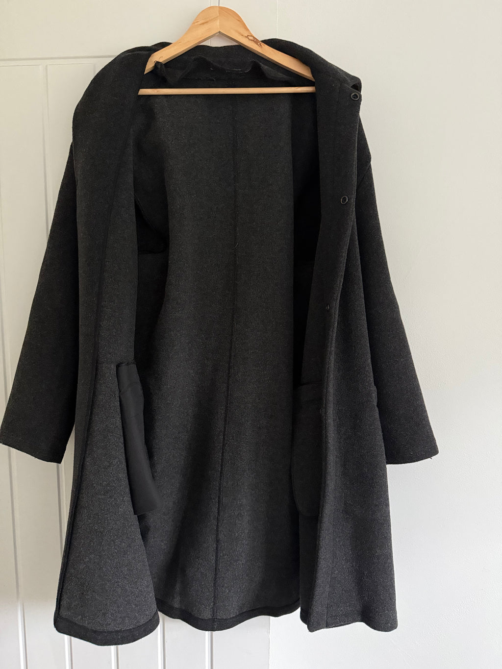 Giorgio Armani 1980s Felt Wool Snap Closure Charcoal Grey Overcoat - Size M