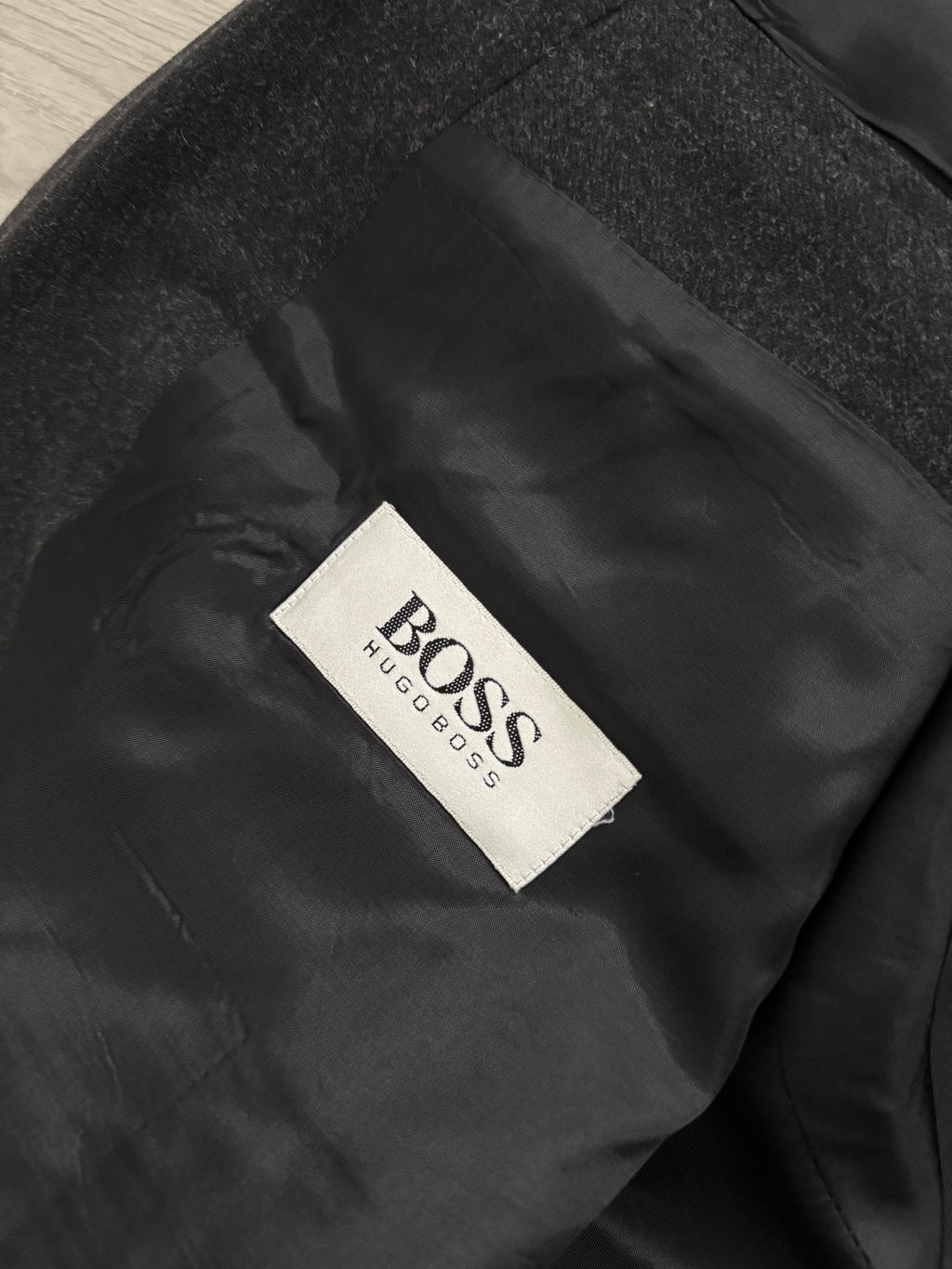 Hugo Boss 1980s 'Lawford' Peaked Lapel Double Breasted Pleated Wool Suit Grey - Size XL Jacket / 34" Waist