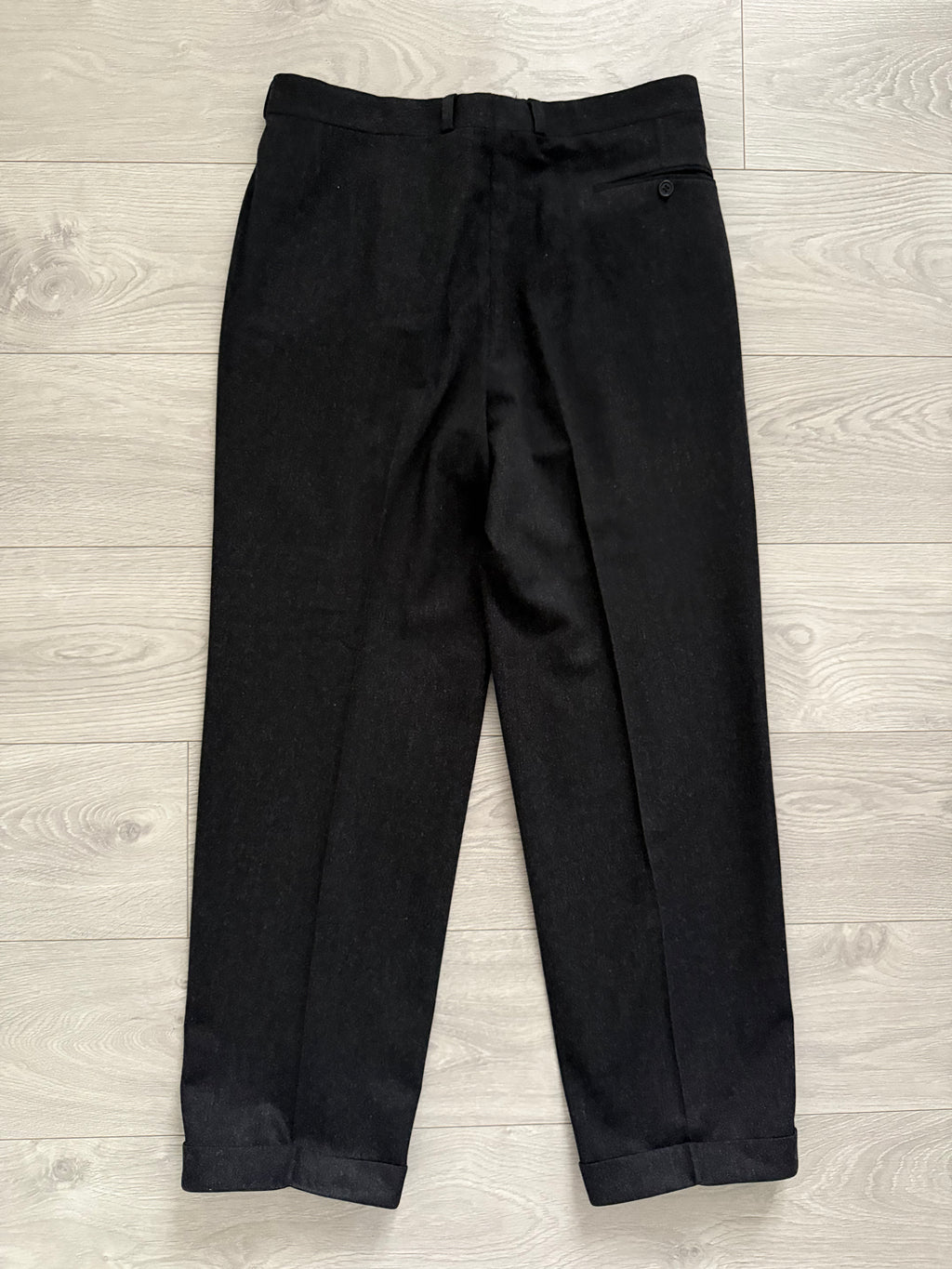Hugo Boss 1980s 'Lawford' Peaked Lapel Double Breasted Pleated Wool Suit Grey - Size XL Jacket / 34" Waist