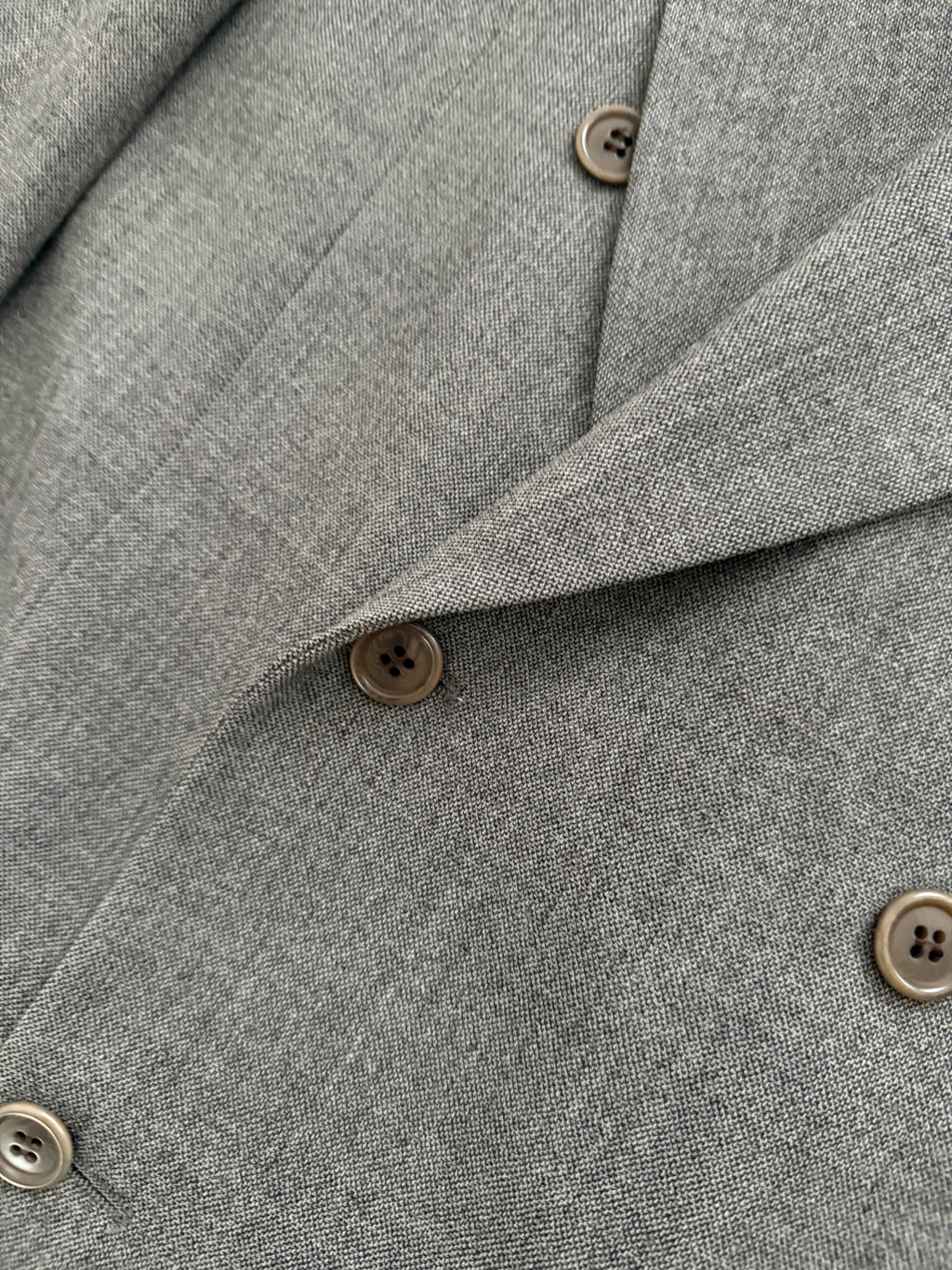 Valentino 1980s Peaked Lapel Double Breasted Pleated Wool Suit Taupe - Size XL Jacket / 35" Waist