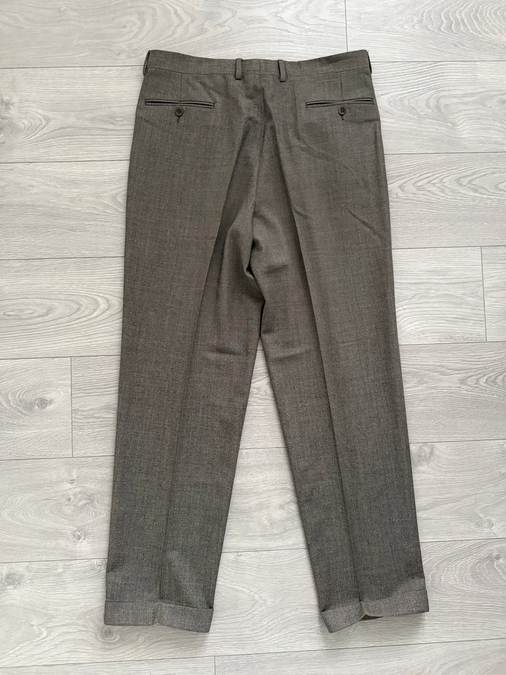 Valentino 1980s Peaked Lapel Double Breasted Pleated Wool Suit Taupe - Size XL Jacket / 35" Waist