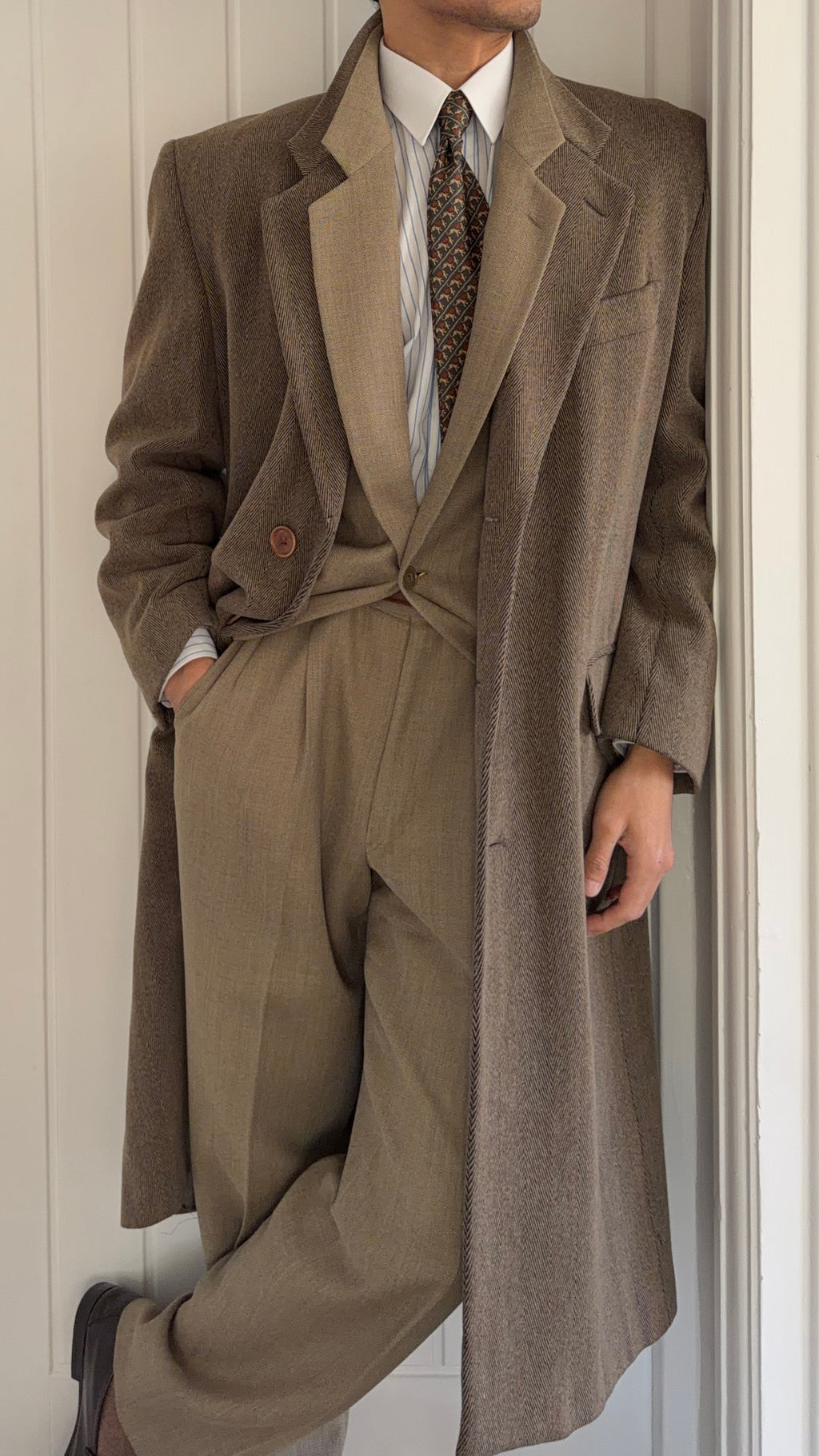 Giorgio Armani 1980s Herringbone Wool Coat Taupe Brown - Size L
