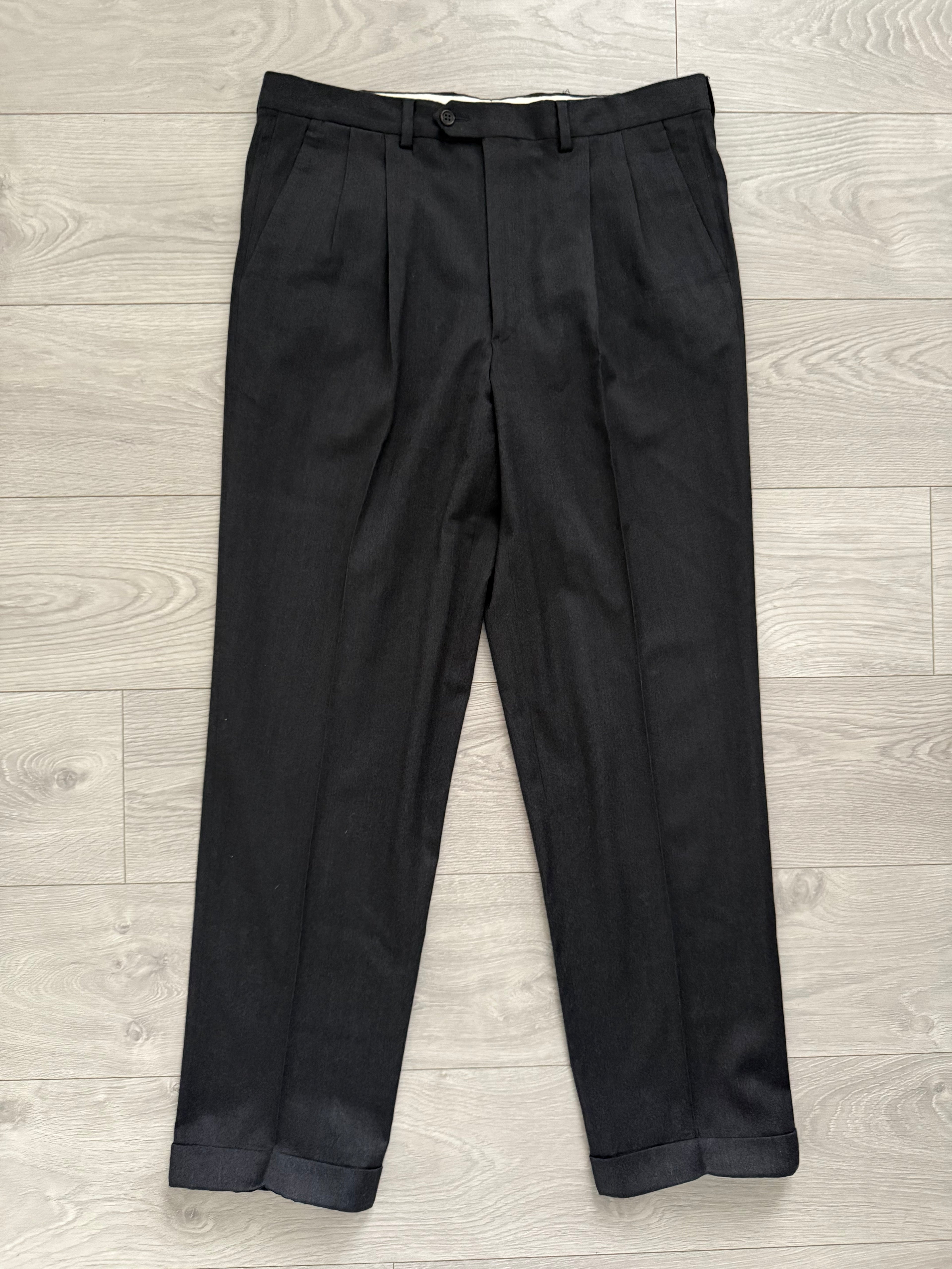 Valentino 1980s Peaked Lapel Double Breasted Pleated Wool Suit Grey - Size XL Jacket / 35" Waist