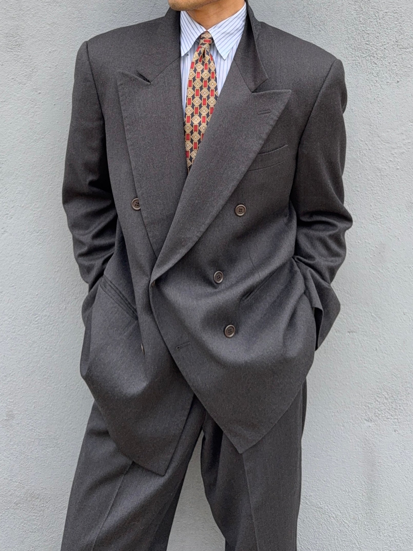 Valentino 1980s Peaked Lapel Double Breasted Pleated Wool Suit Grey - Size XL Jacket / 35" Waist