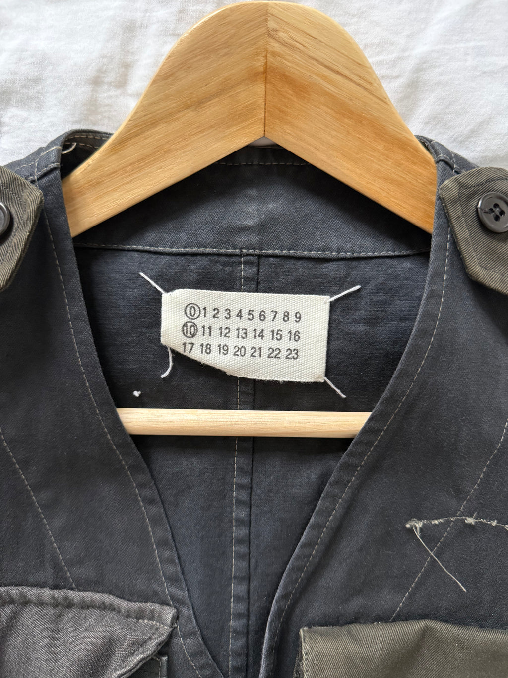 Maison Martin Margiela SS2001 Artisanal Line (0)(10) Reconstructed 3D Cargo Pocket Vest - Size M