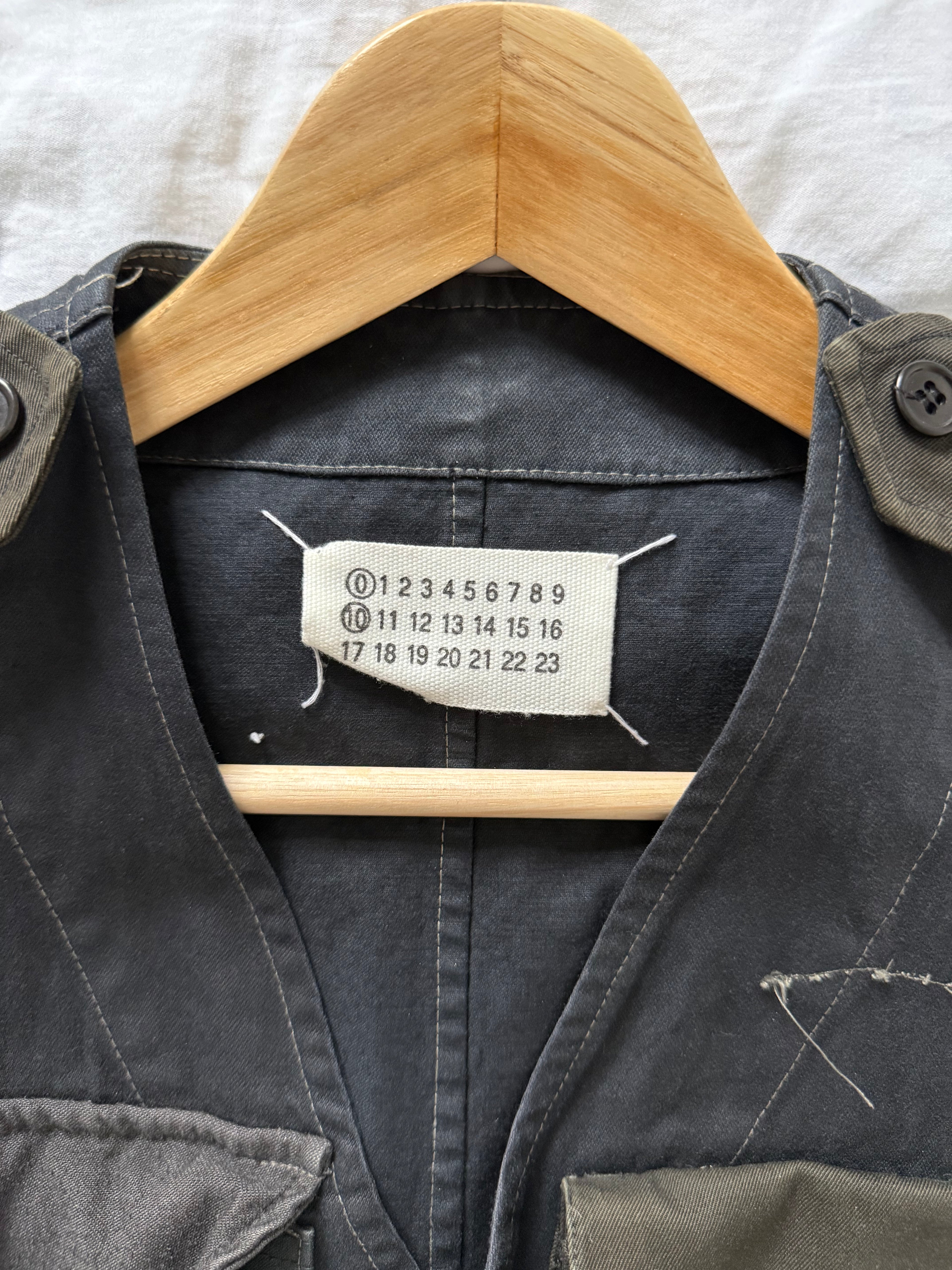 Maison Martin Margiela SS2001 Artisanal Line (0)(10) Reconstructed 3D Cargo Pocket Vest - Size M