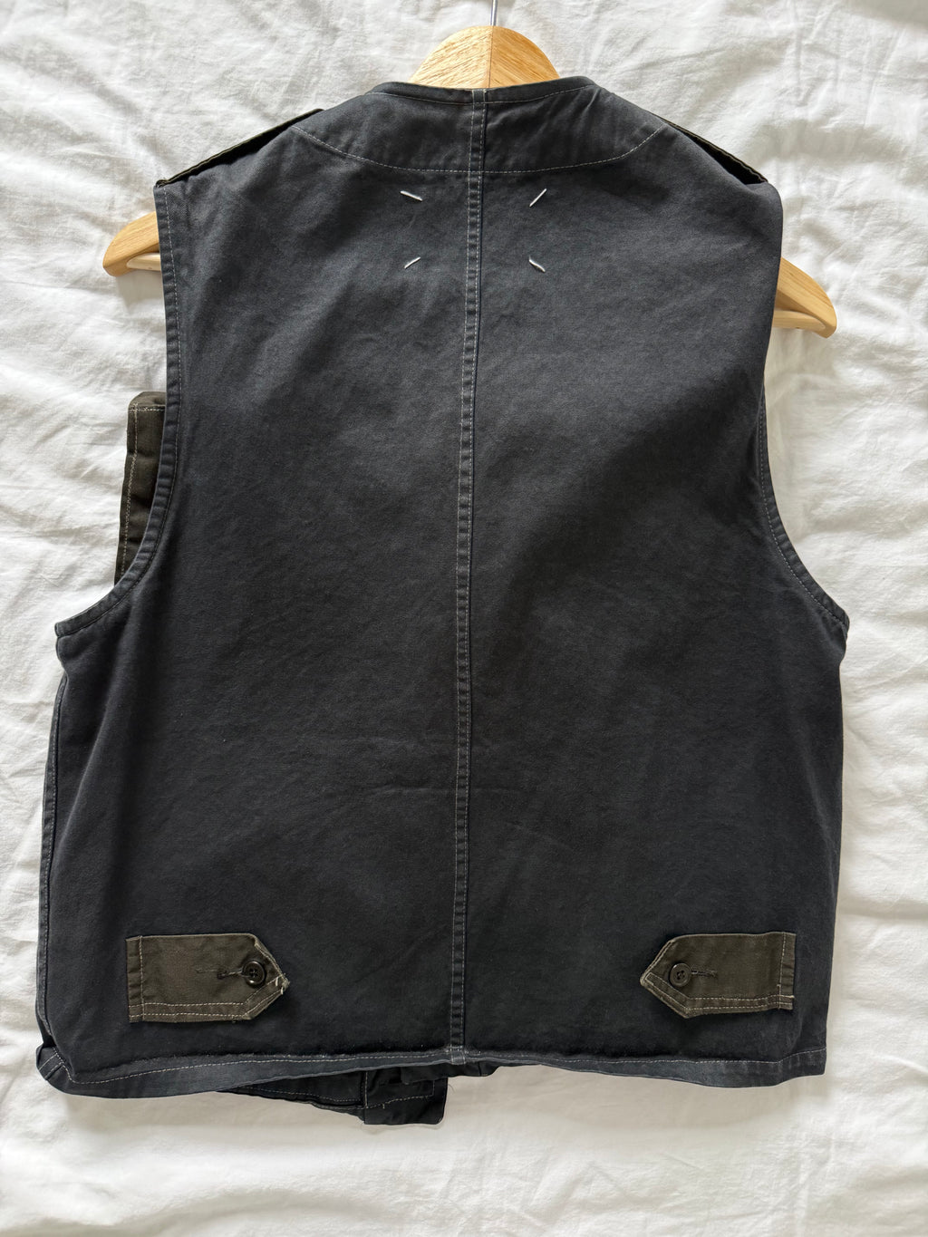 Maison Martin Margiela SS2001 Artisanal Line (0)(10) Reconstructed 3D Cargo Pocket Vest - Size M