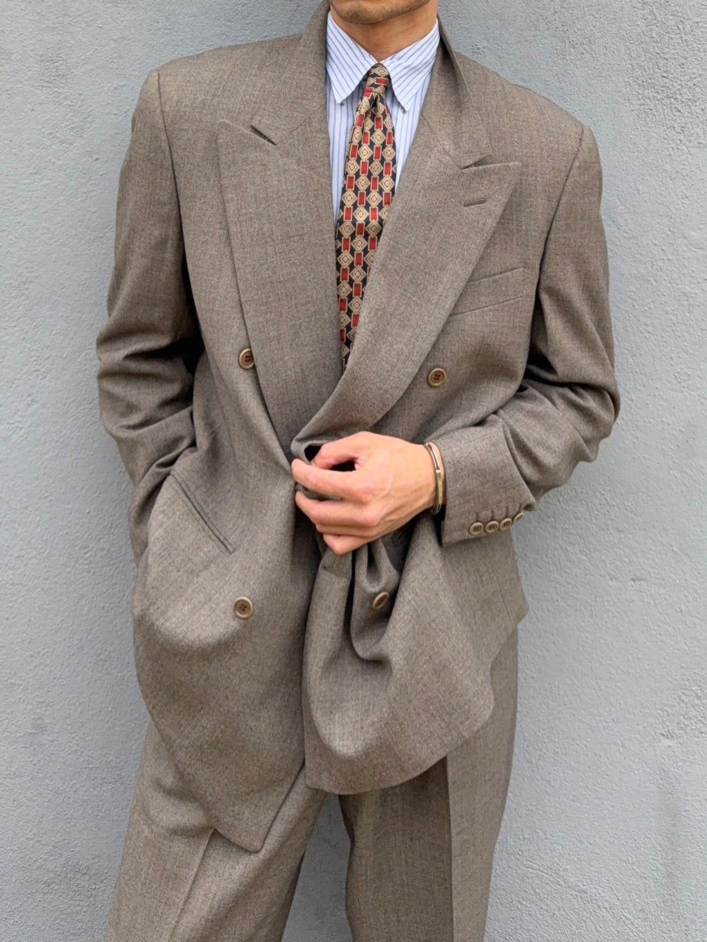 Valentino 1980s Peaked Lapel Double Breasted Pleated Wool Suit Taupe - Size XL Jacket / 35" Waist