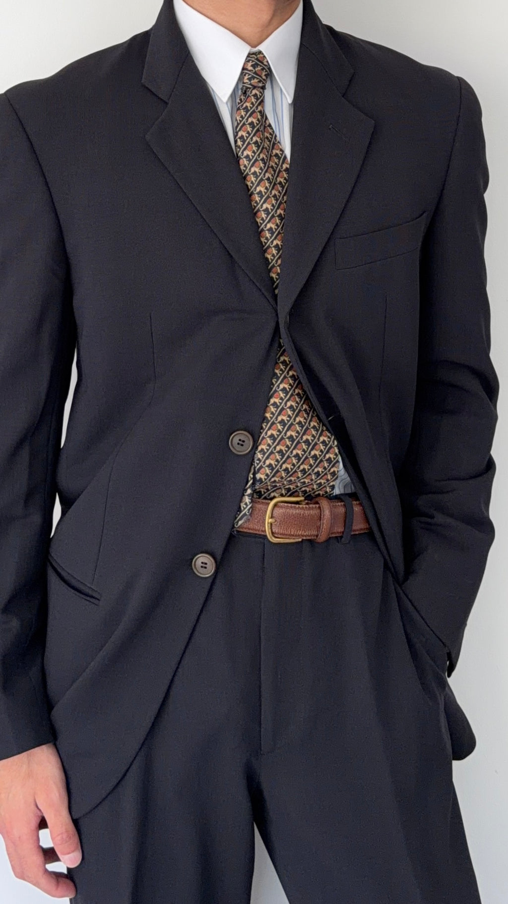 Giorgio Armani 1980s Rolled 3B Pleated Wool Silk Suit Navy Blue - Size M Jacket / 32" Waist