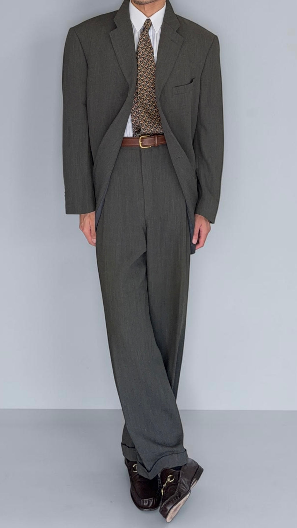 Mani Giorgio Armani 1980s 4B Pleated Rayon Wool Textured Draped Suit Taupe Green - Size XXL Jacket / 38" Waist