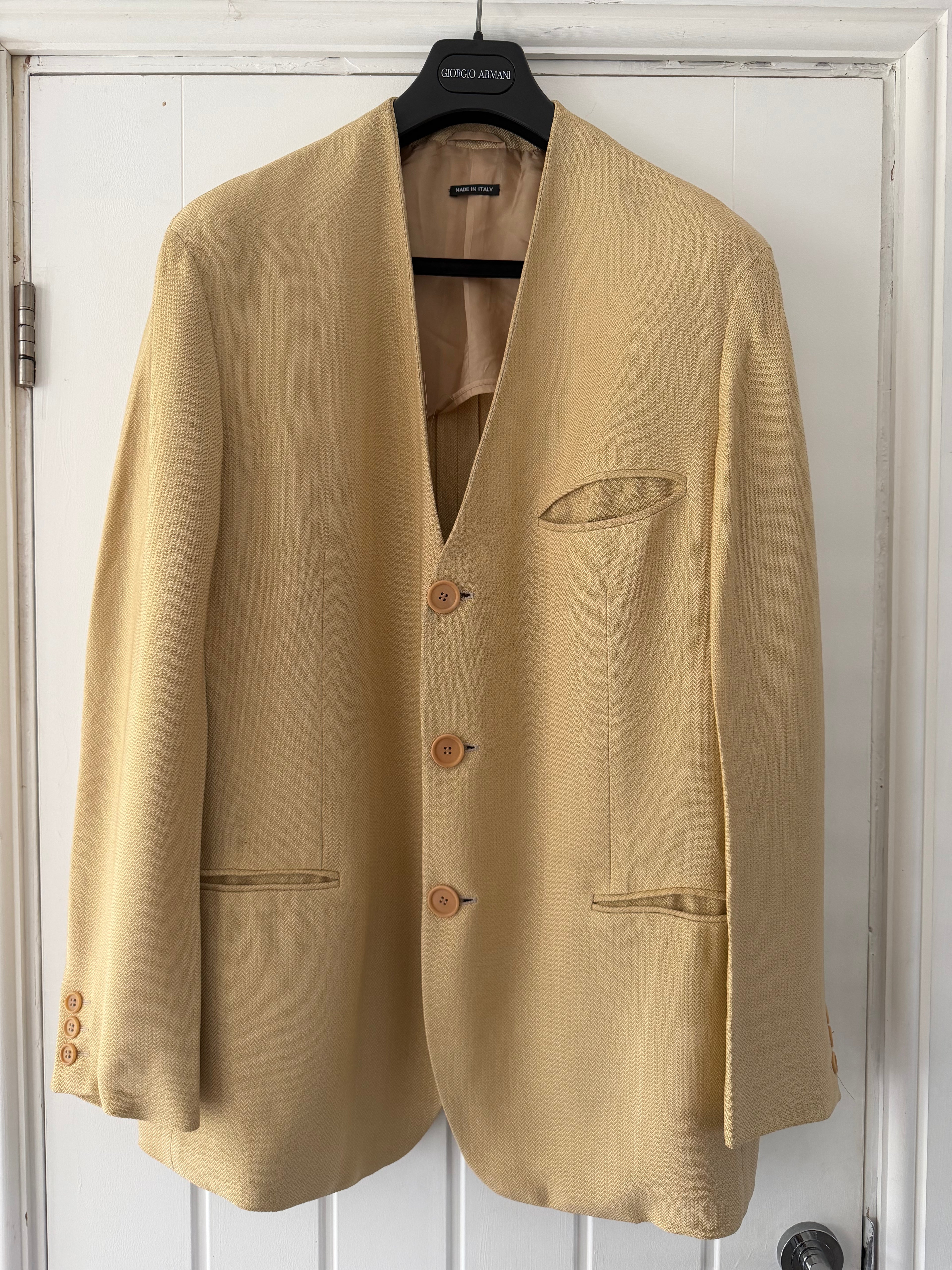 Giorgio Armani Black Label 1995 3B Viscose Collarless Draped Taupe Beige Jacket - Size L