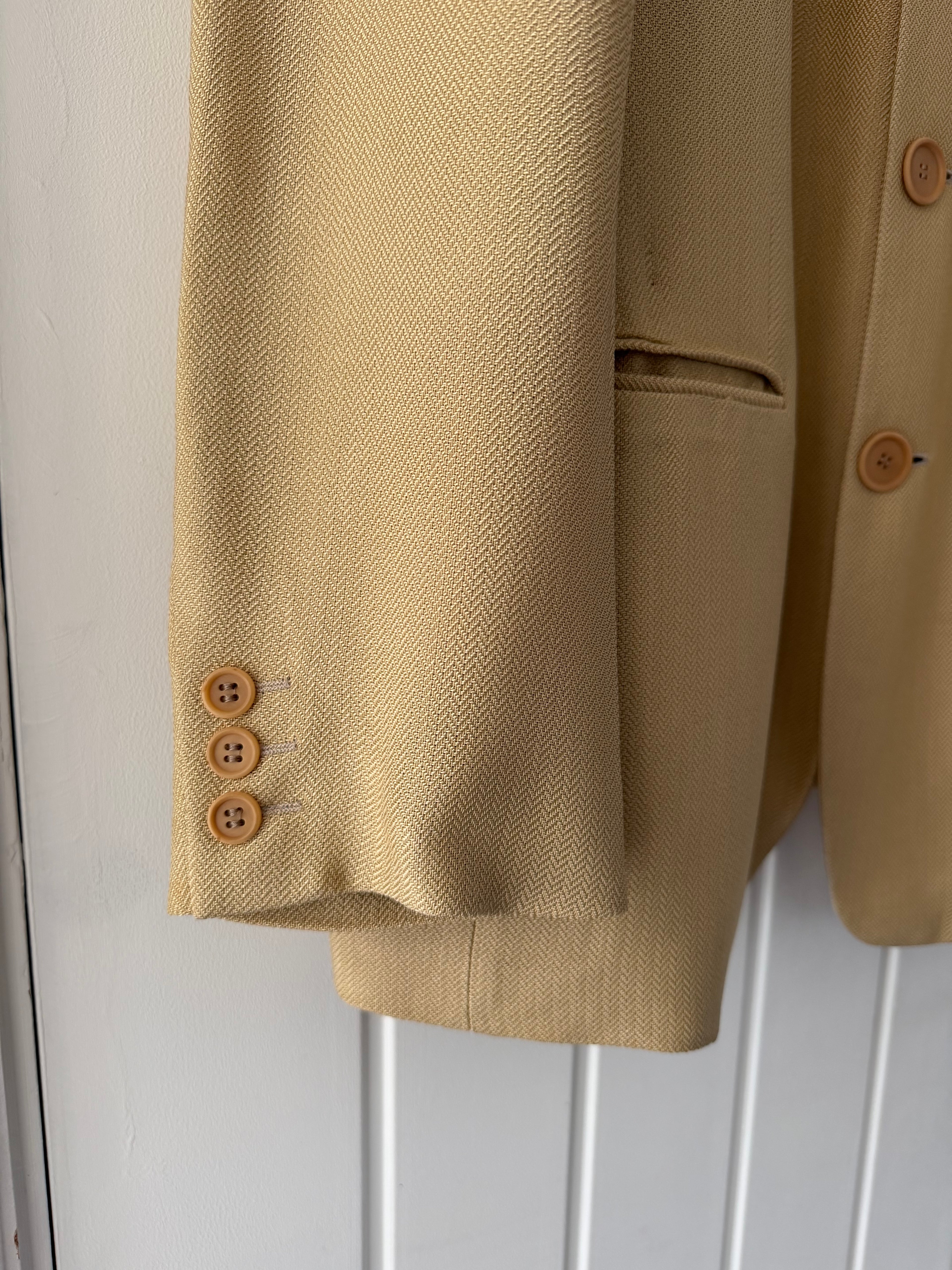 Giorgio Armani Black Label 1995 3B Viscose Collarless Draped Taupe Beige Jacket - Size L