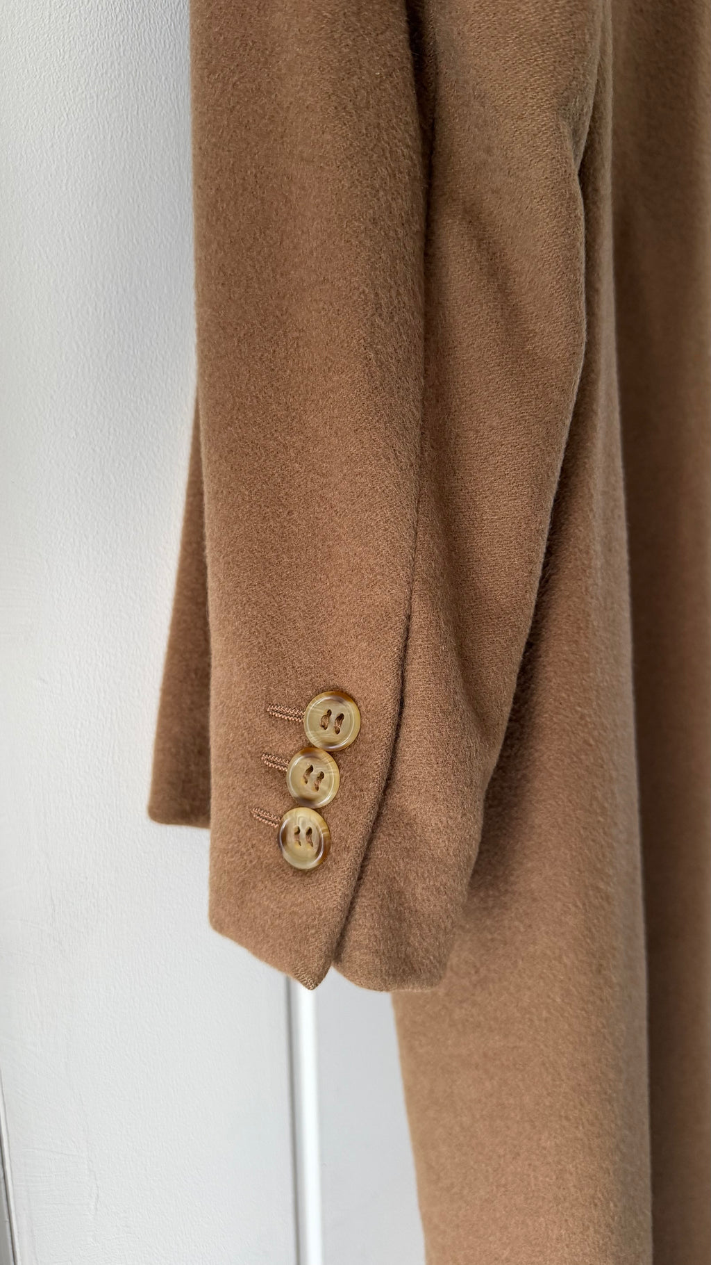 Giorgio Armani Black Label 1994 Cashmere Camel Brown Long Coat  - Size XL