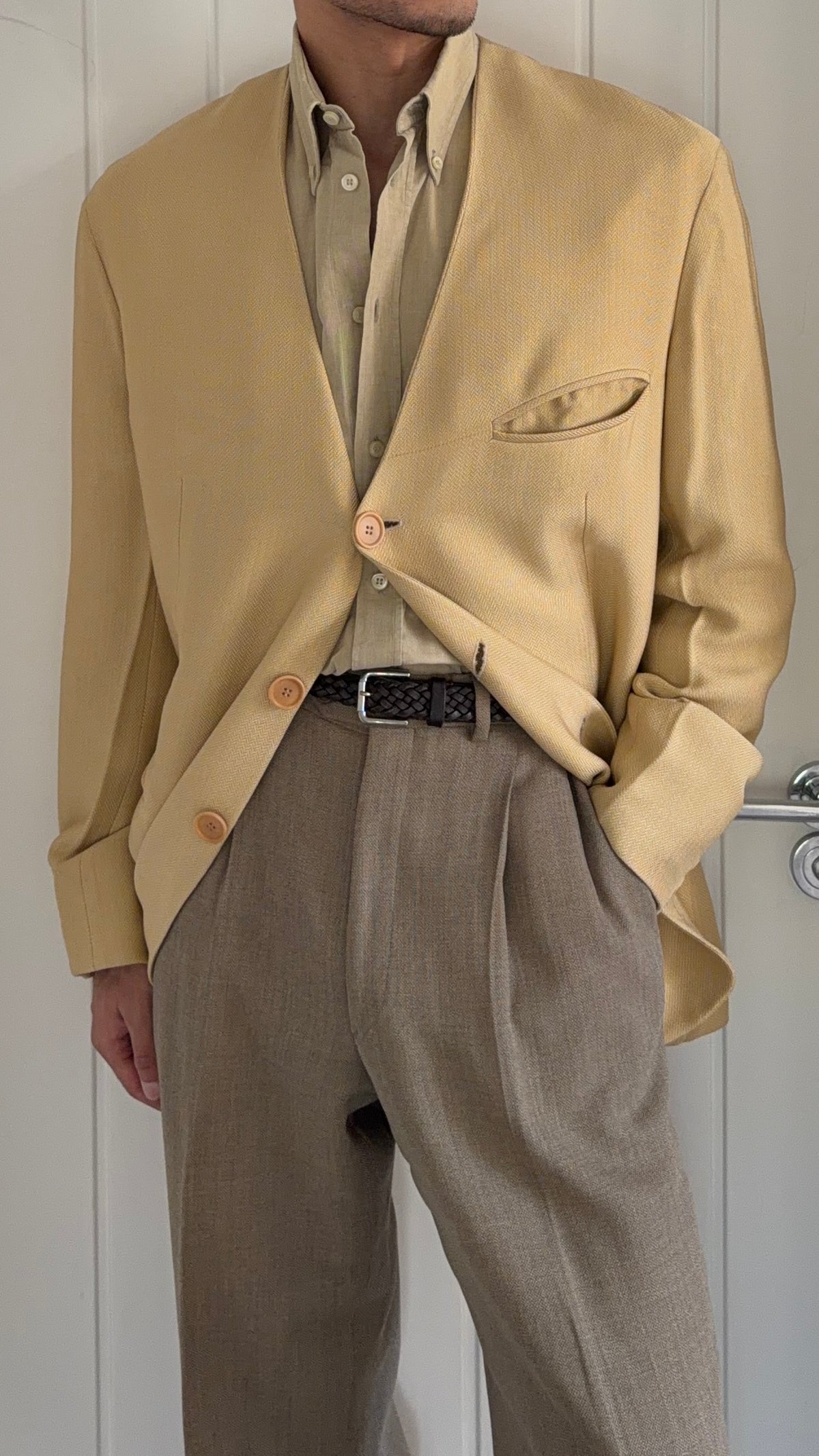 Giorgio Armani Black Label 1995 3B Viscose Collarless Draped Taupe Beige Jacket - Size L