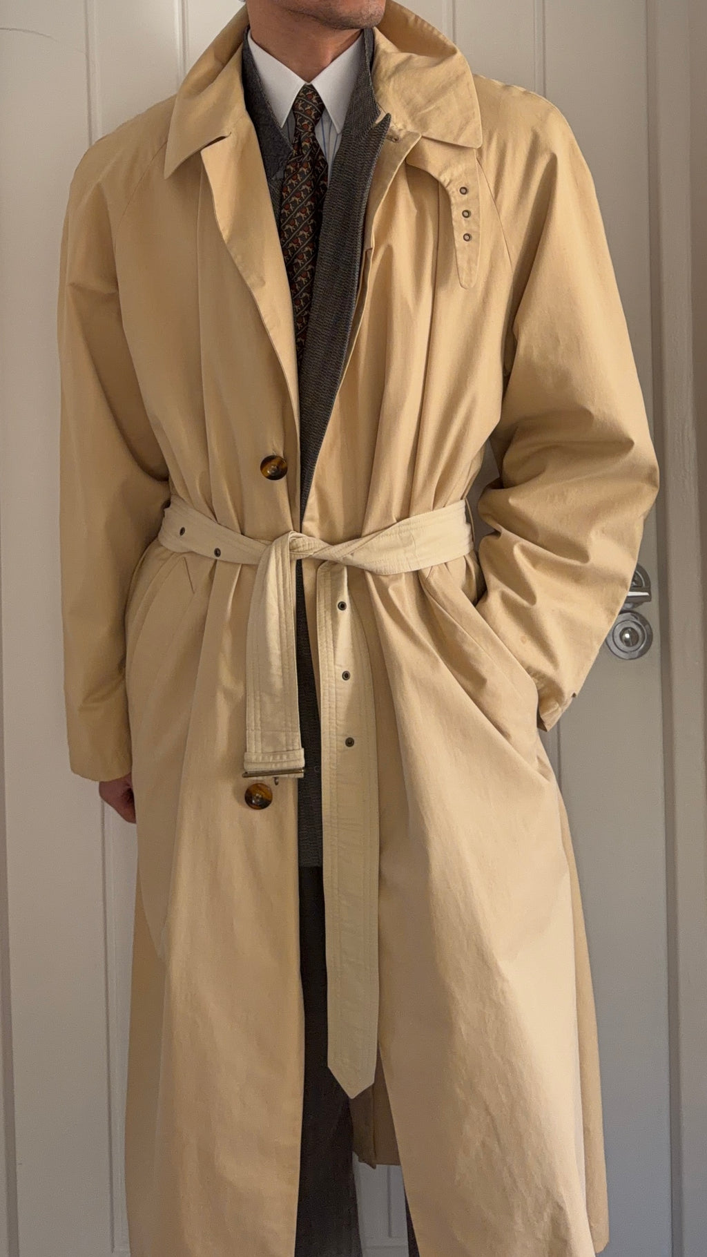 Giorgio Armani Black Label 1990s Long Cotton Belted Trench Coat Taupe Beige - Size L