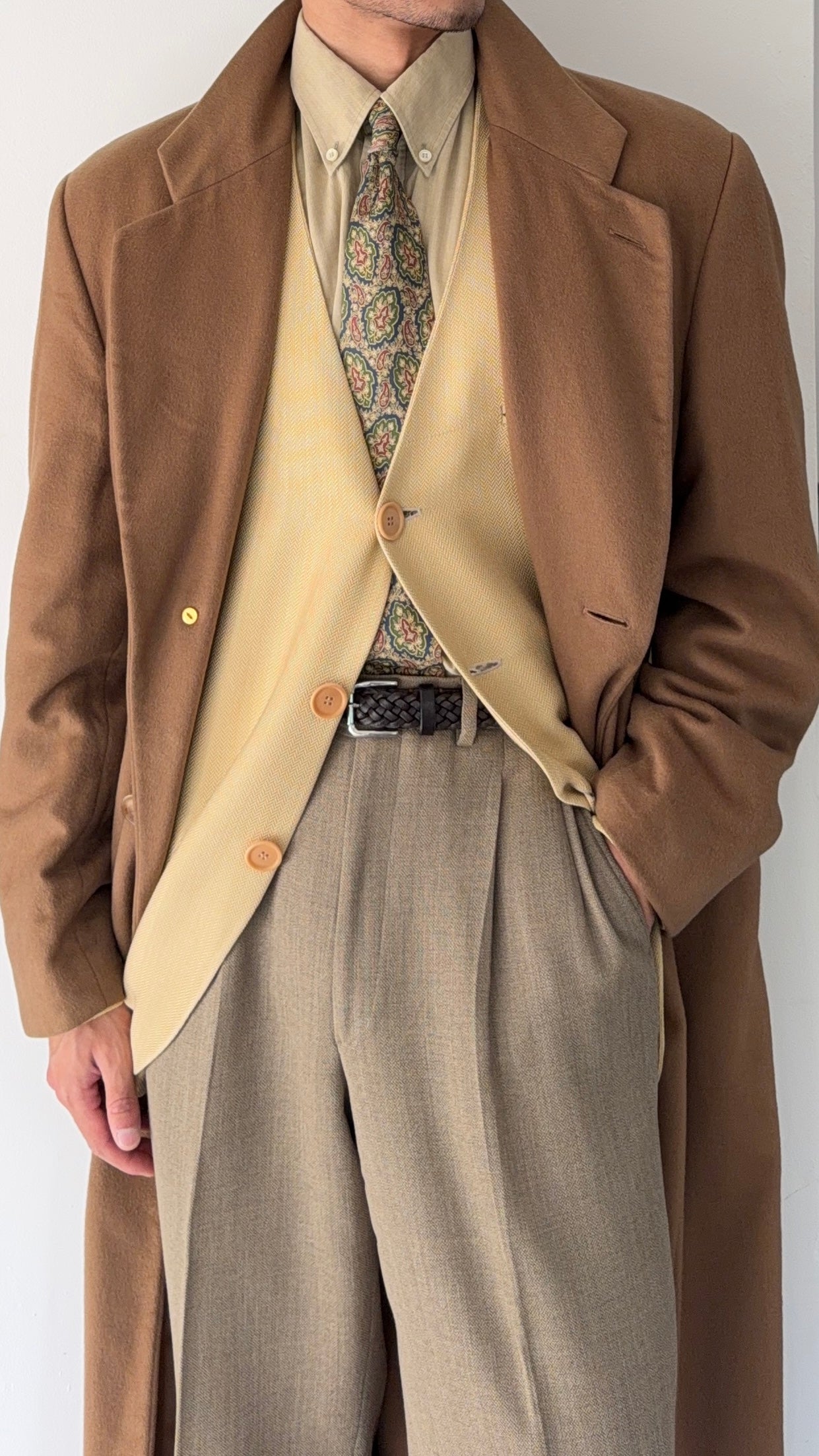 Giorgio Armani Black Label 1995 3B Viscose Collarless Draped Taupe