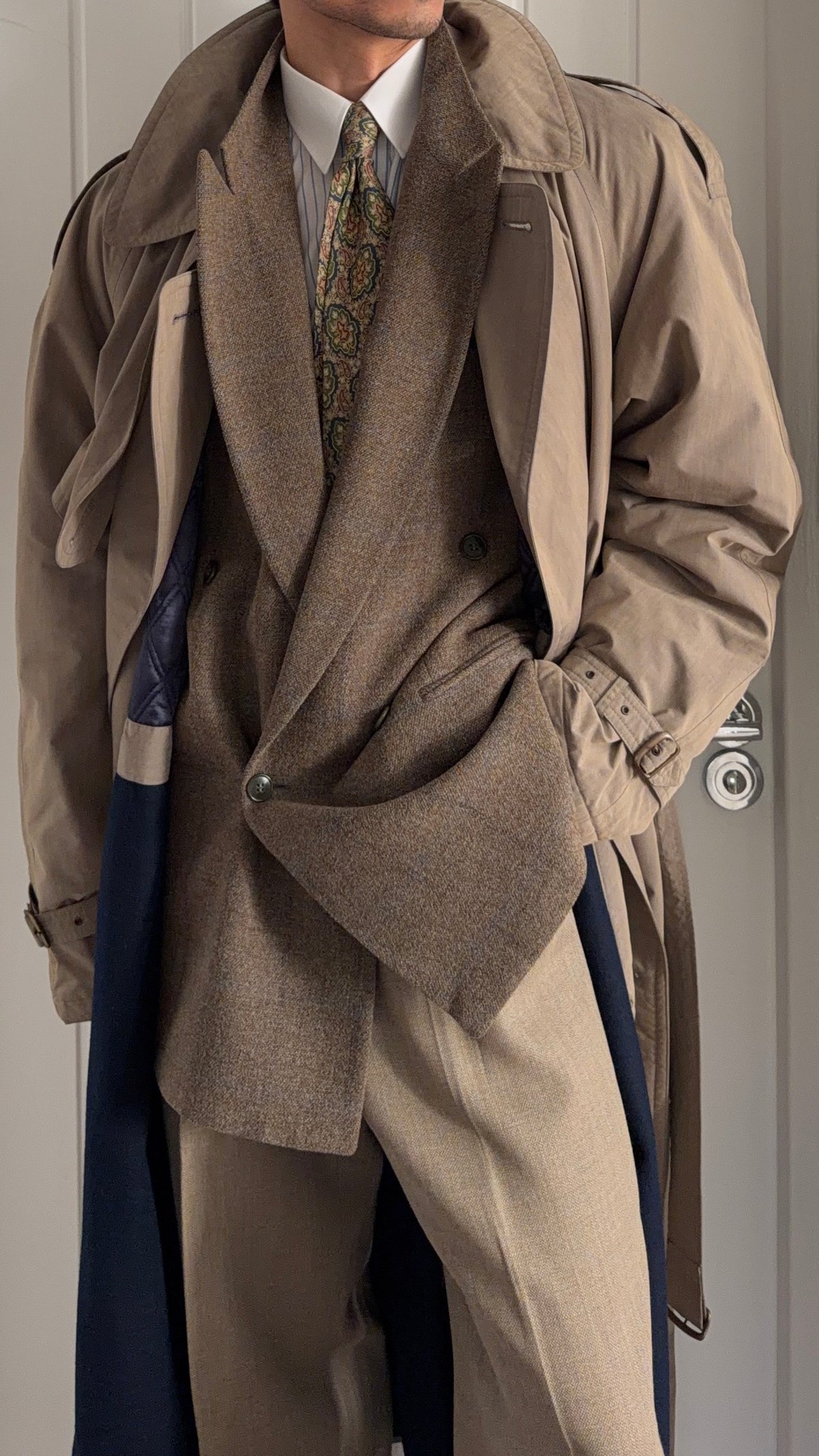 Giorgio Armani 1980s Peaked Lapel Double Breasted Textured Brown Wool Sport Jacket Blazer - Size M