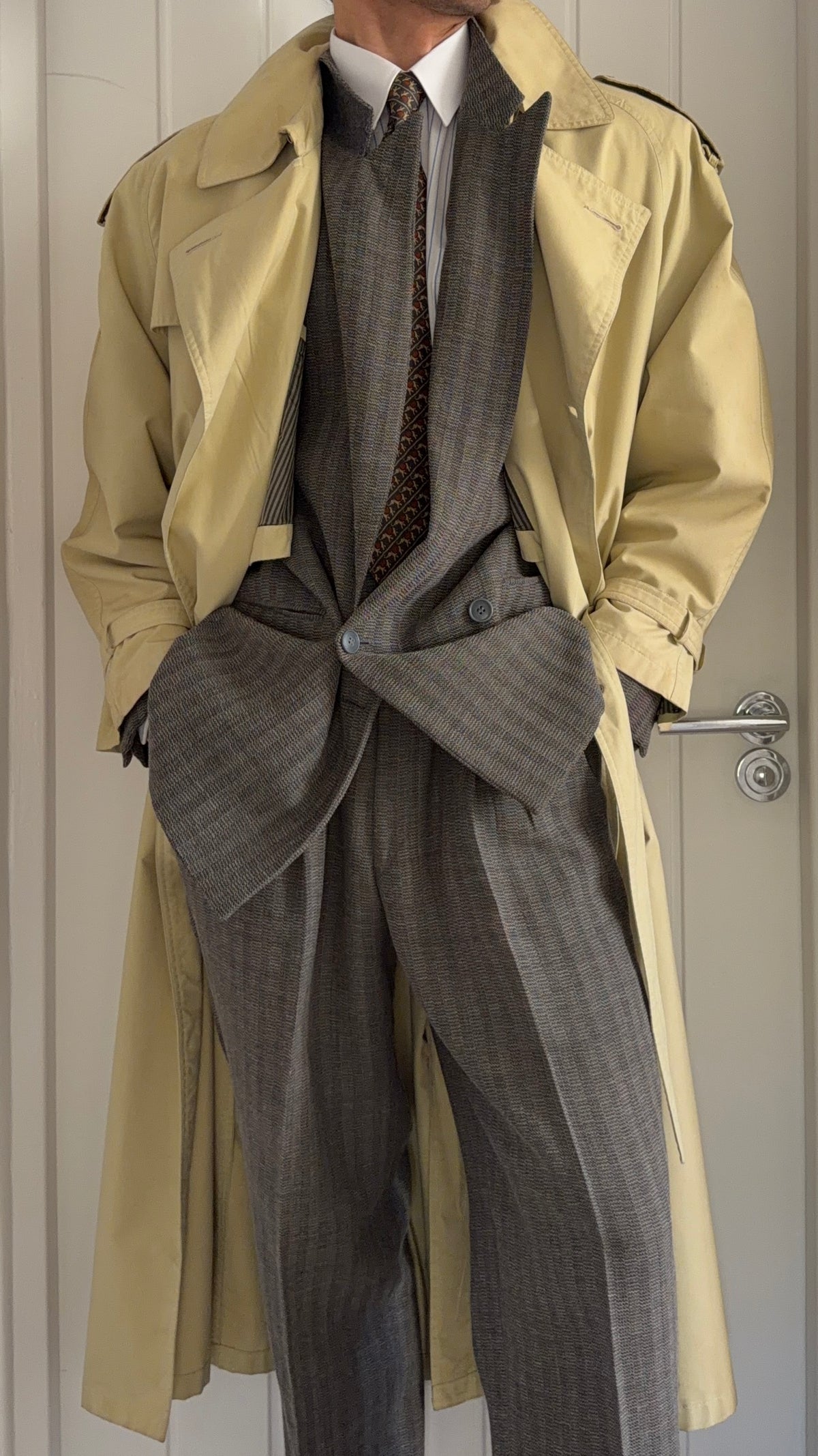Giorgio Armani 1980s Belted Oversized Long Trench Coat Taupe Beige - Size M