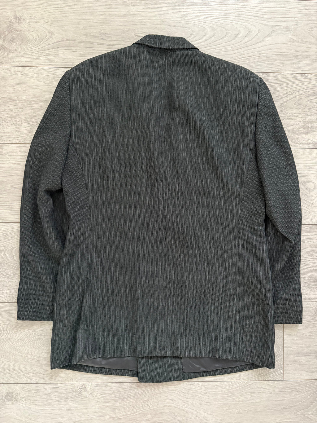 Armani 1990s Peaked Lapel Double Breasted Textured Wool Suit Green Gray - Size M Jacket / 33" Waist