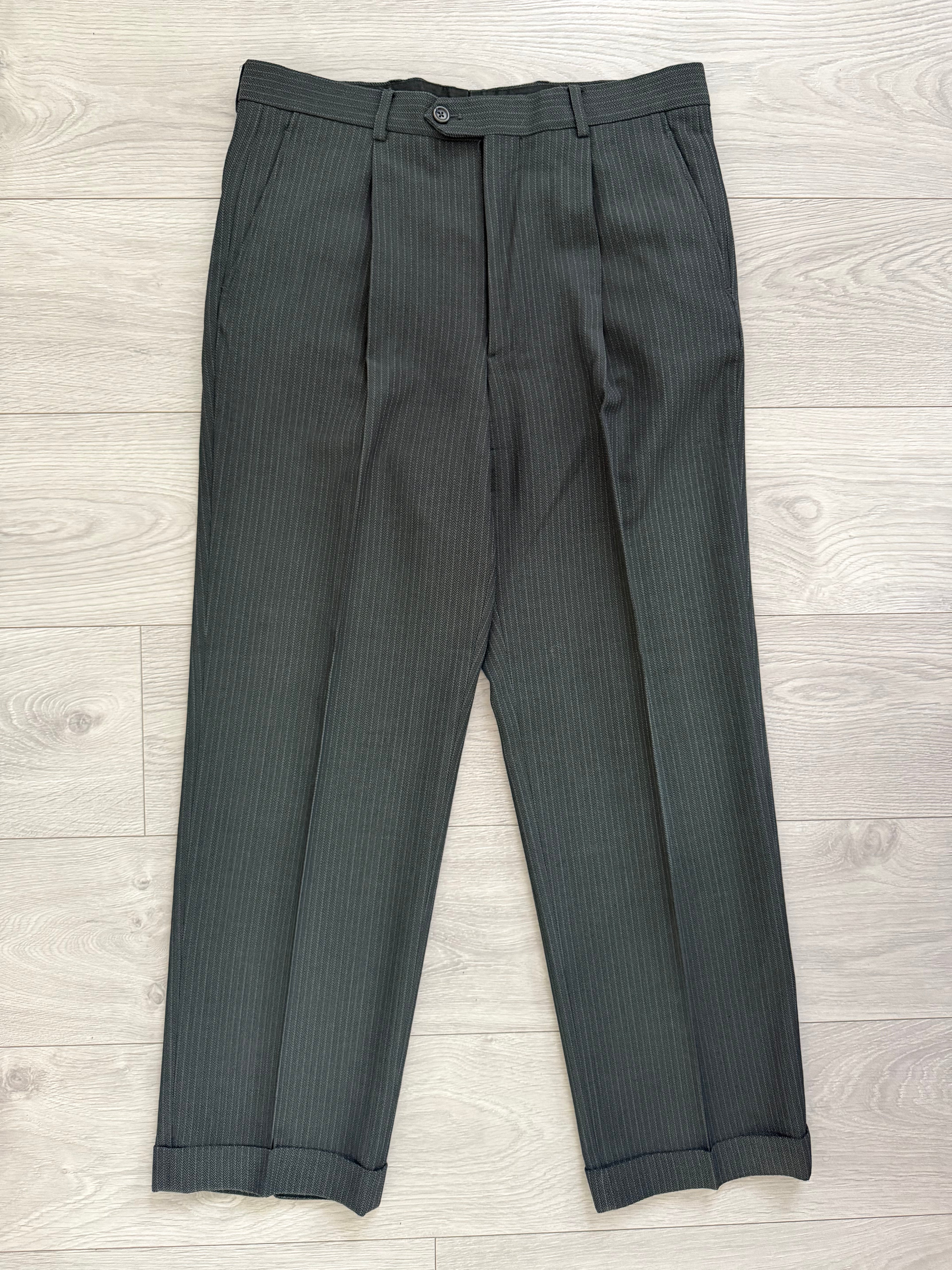 Armani 1990s Peaked Lapel Double Breasted Textured Wool Suit Green Gray - Size M Jacket / 33" Waist