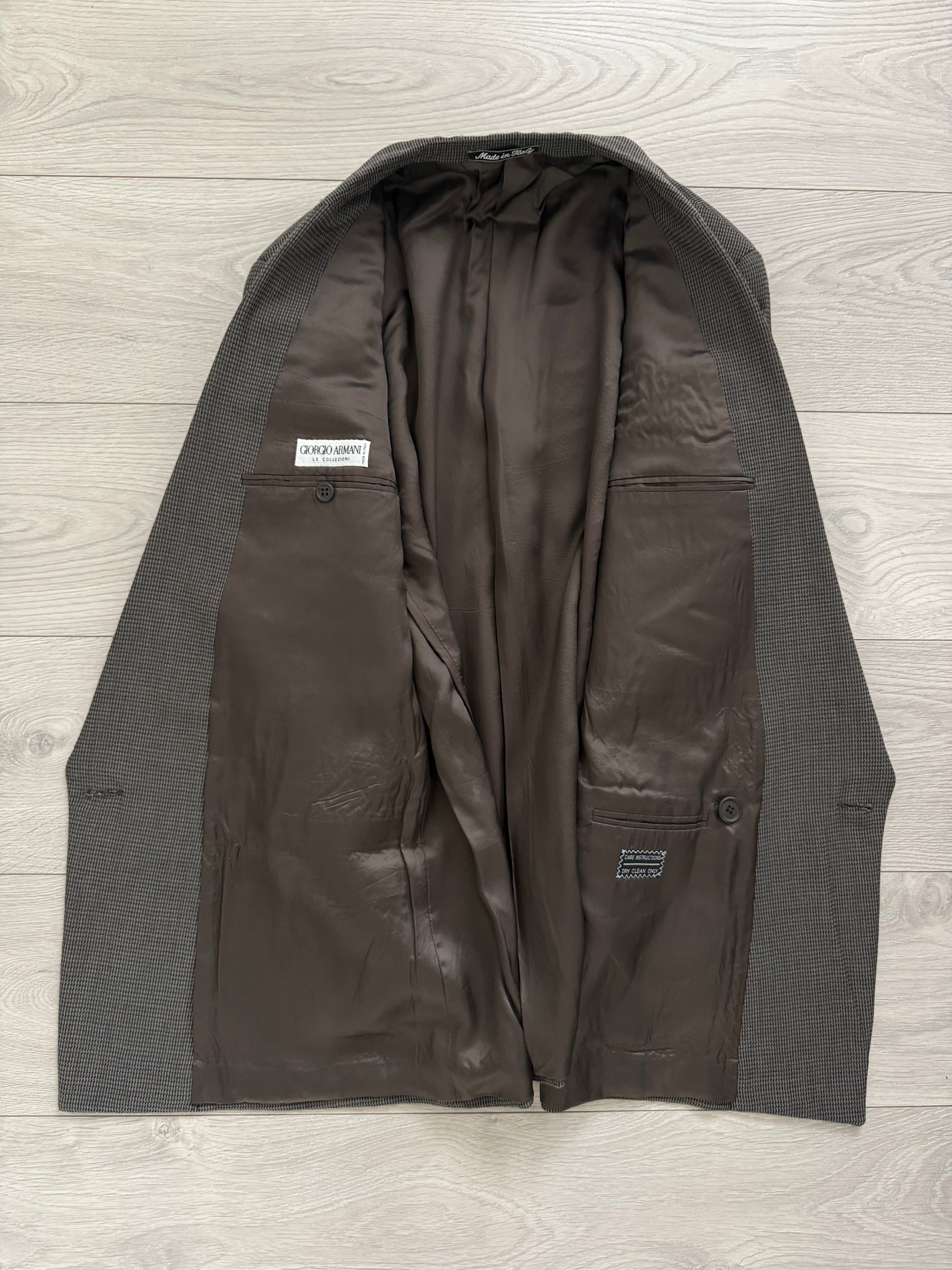 Giorgio Armani 1980s Peaked Lapel Double Breasted Textured Wool Suit Taupe Espresso Grey - Size M Jacket / 30" Waist
