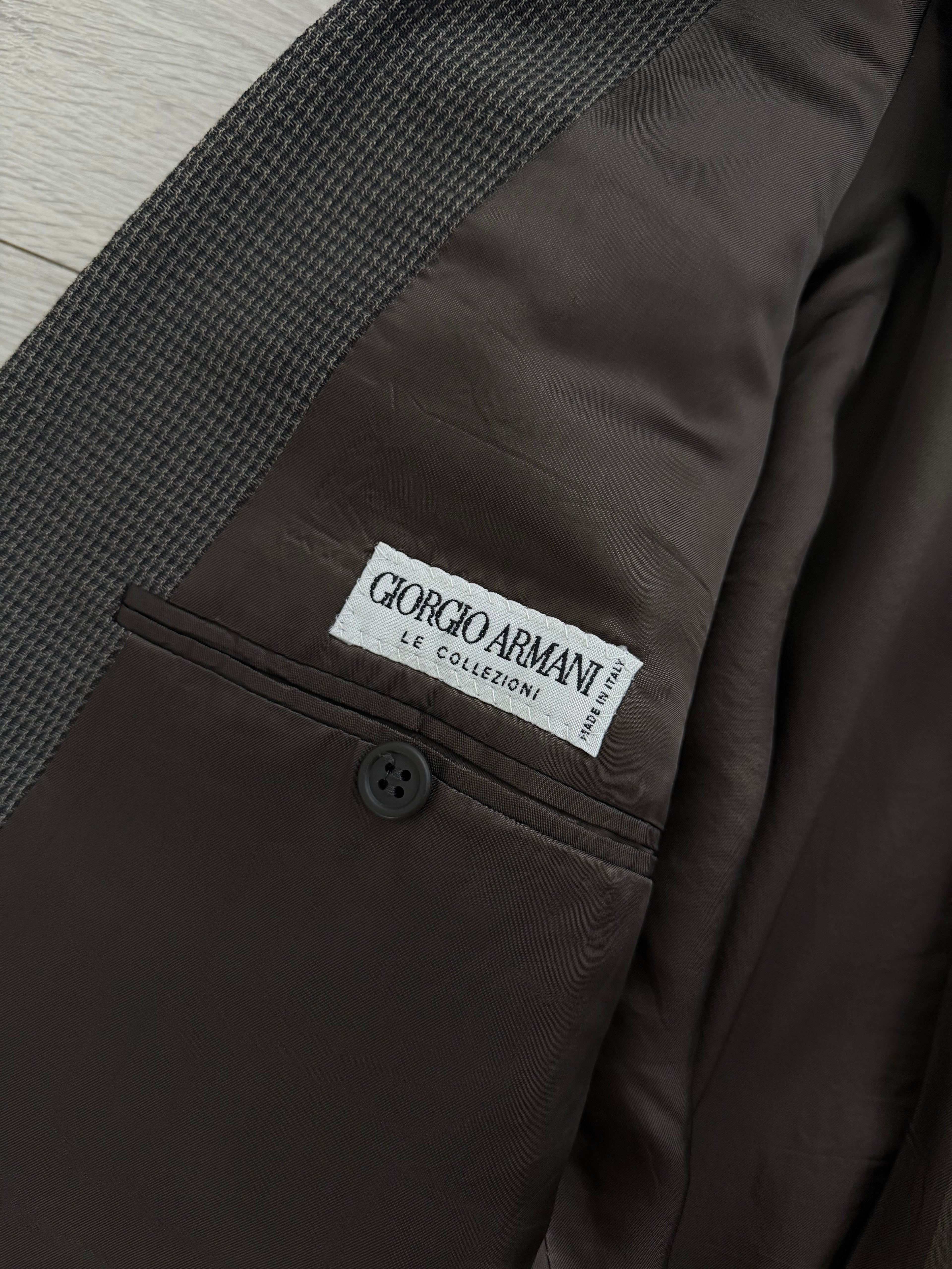 Giorgio Armani 1980s Peaked Lapel Double Breasted Textured Wool Suit Taupe Espresso Grey - Size M Jacket / 30" Waist