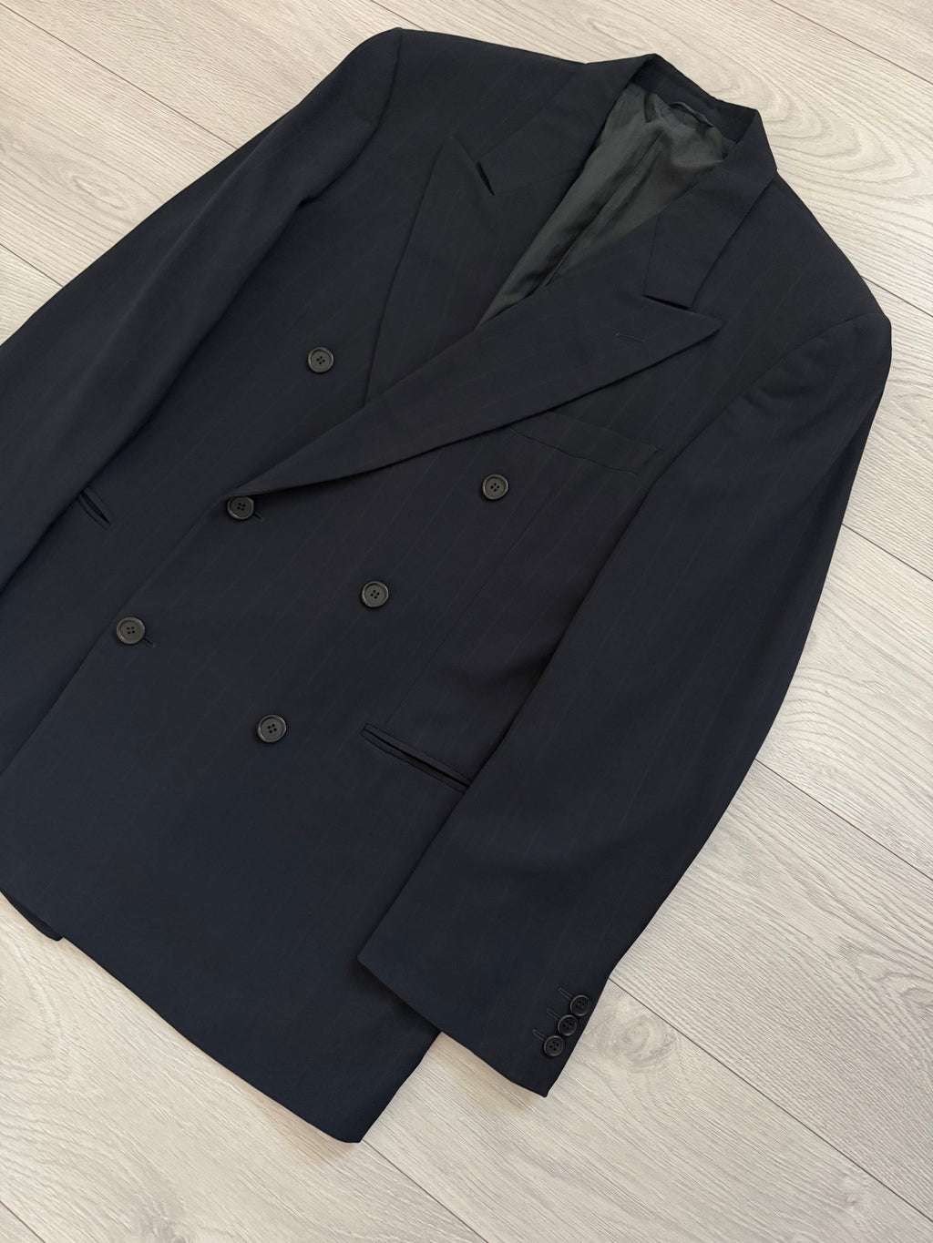 Giorgio Armani Black Label 1990s Peaked Lapel Double Breasted Draped Wool Pleated Suit Navy - Size L Jacket / 34" Waist