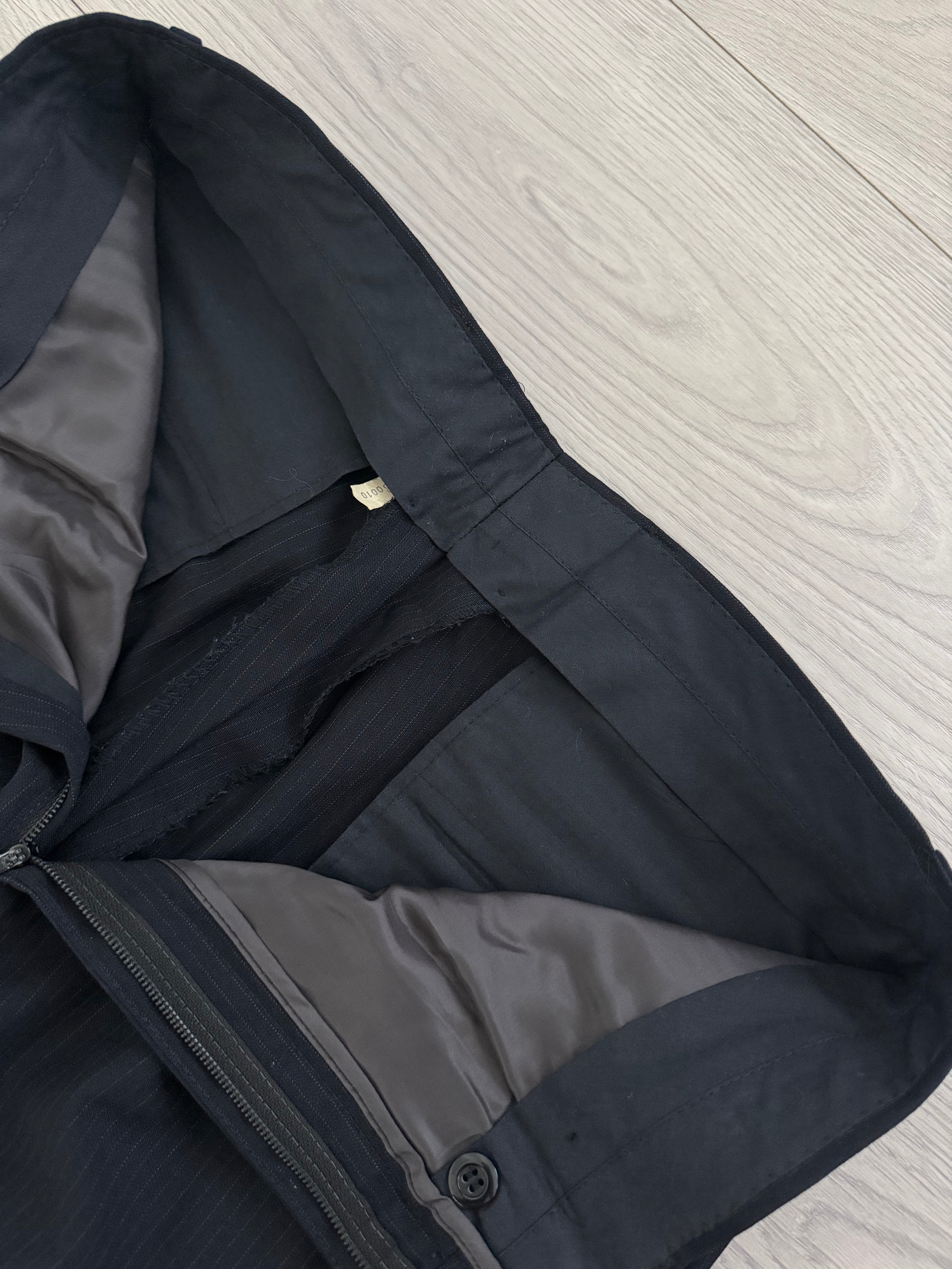 Giorgio Armani 1980s Peaked Lapel Double Breasted Pinstriped Wool Pleated Suit Navy - Size M Jacket / 32" Waist