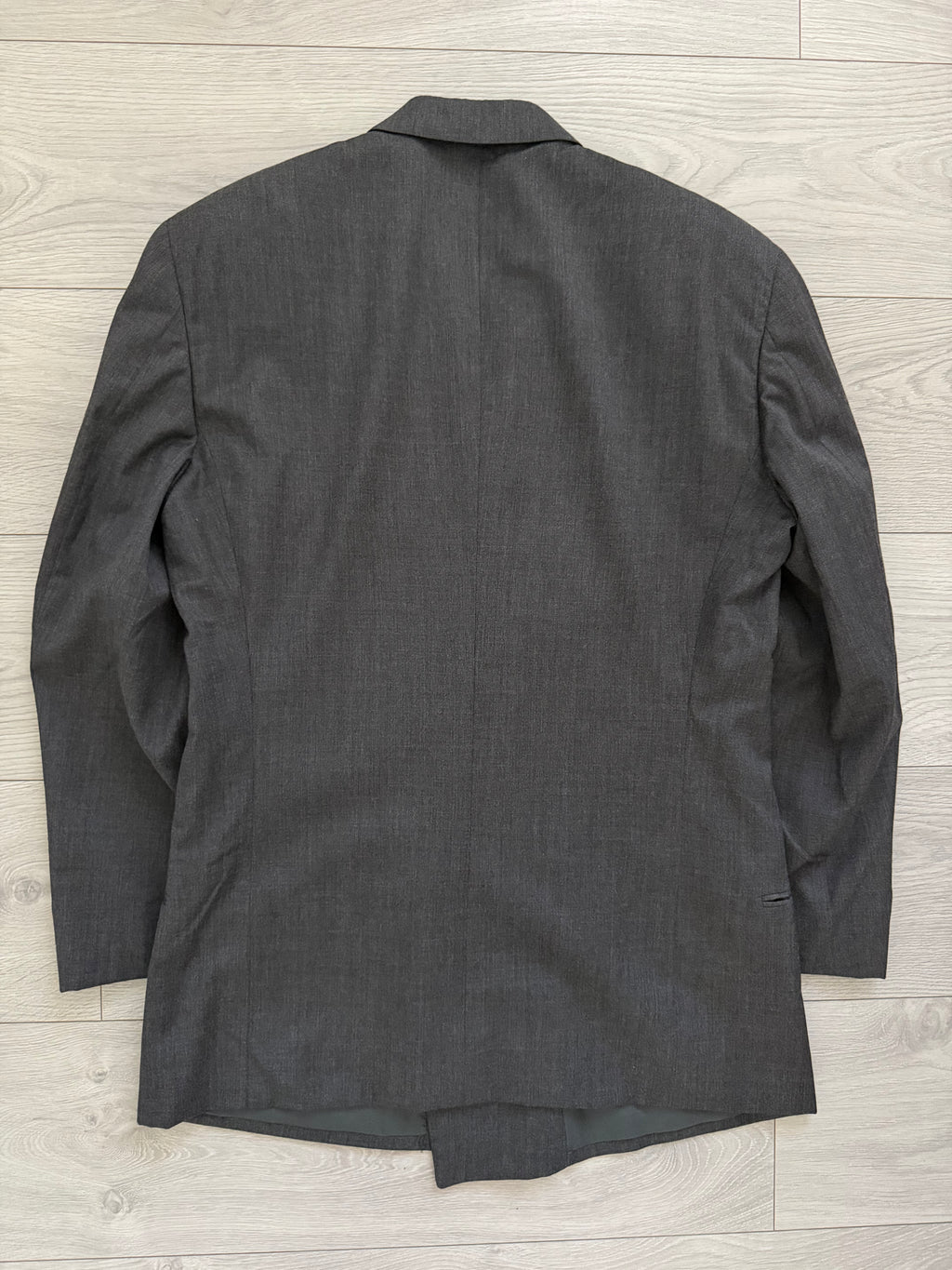 Giorgio Armani 1980s Peaked Lapel Double Breasted Wool Pleated Suit Grey - Size M Jacket / 32" Waist