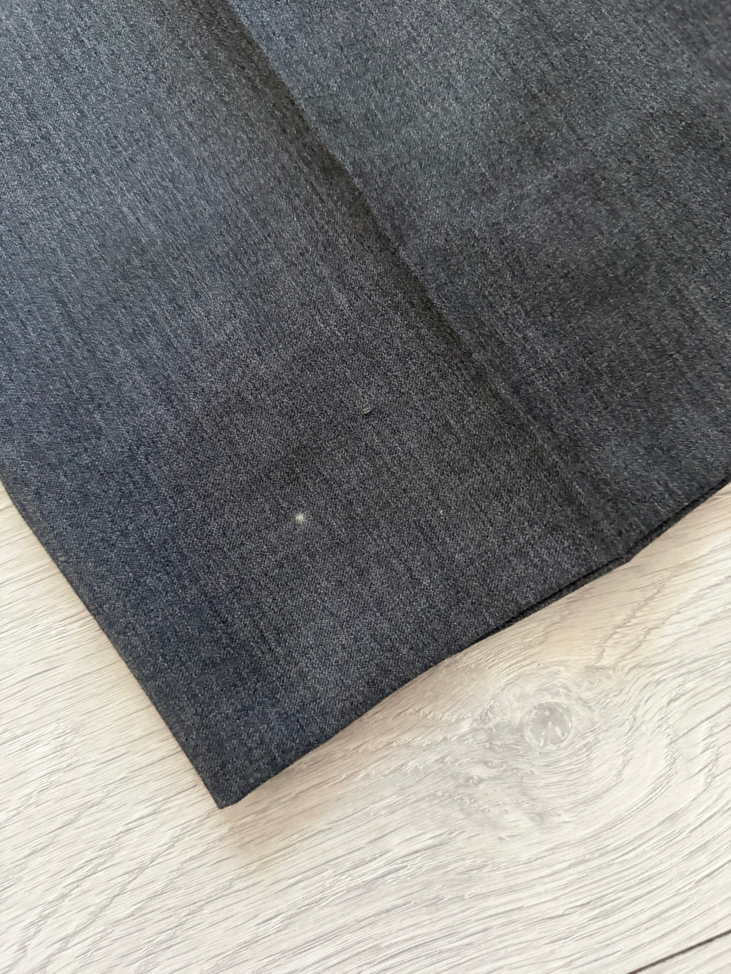 Giorgio Armani 1980s Peaked Lapel Double Breasted Wool Pleated Suit Grey - Size M Jacket / 32" Waist