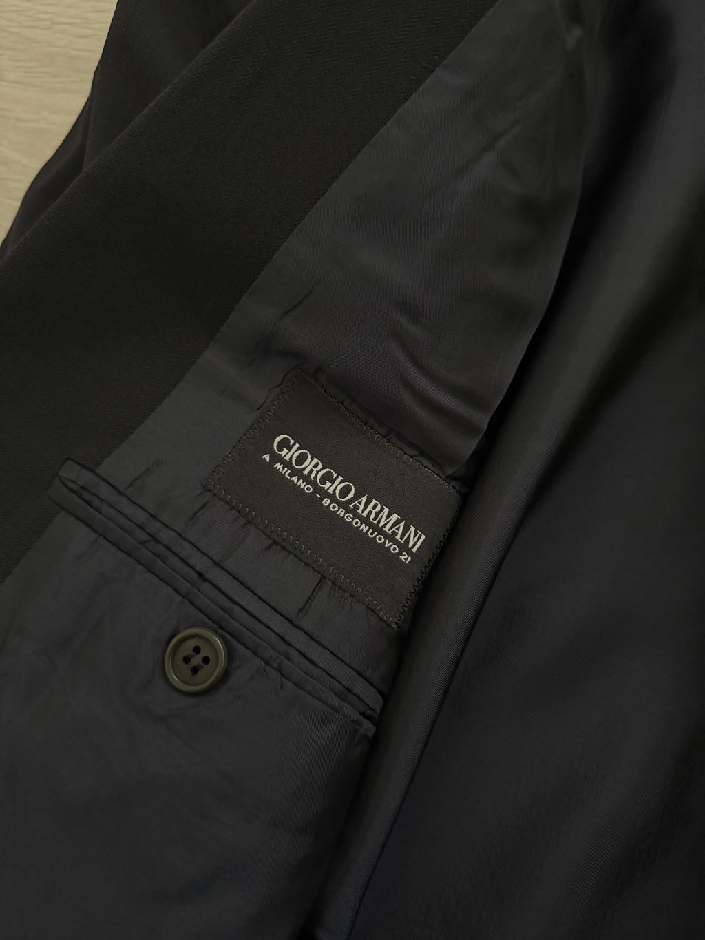 Giorgio Armani Black Label 1990s Peaked Lapel Double Breasted Draped Wool Pleated Suit Navy - Size XL Jacket / 36" Waist