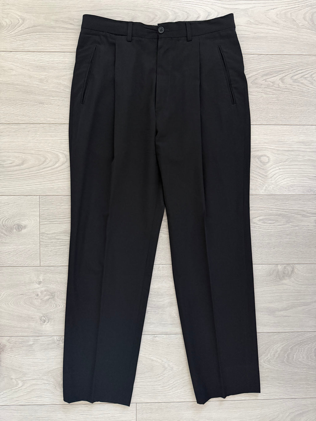 Giorgio Armani 1980s 2B Black Pleated Wool Cotton Suit - Size S Jacket / 33" Waist