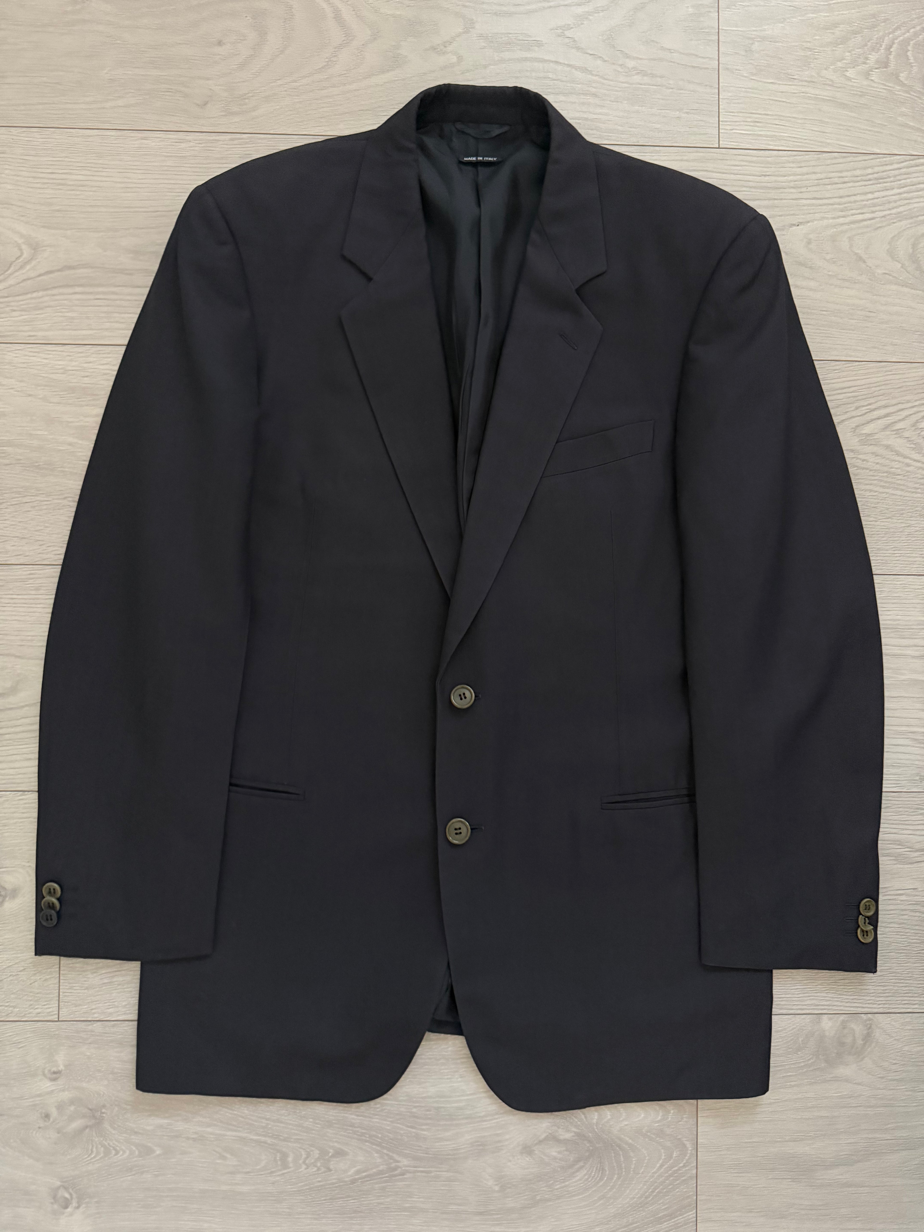 Giorgio Armani Black Label 1990s 2B Pleated Navy Wool Silk Suit - Size L Jacket / 34" Waist