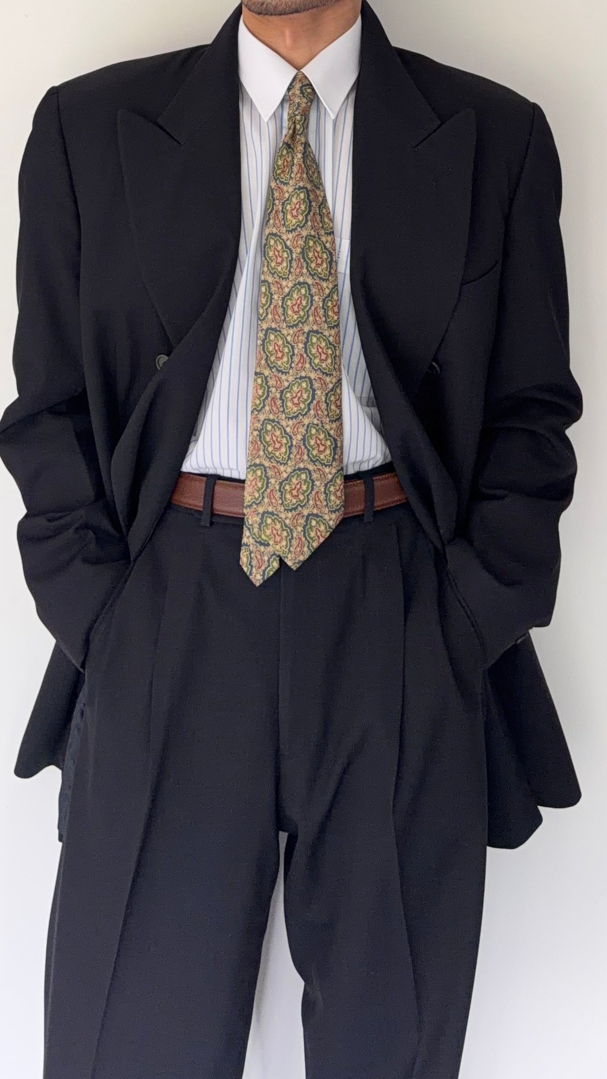Giorgio Armani Black Label 1990s Peaked Lapel Double Breasted Draped Wool Pleated Suit Navy - Size XL Jacket / 36" Waist