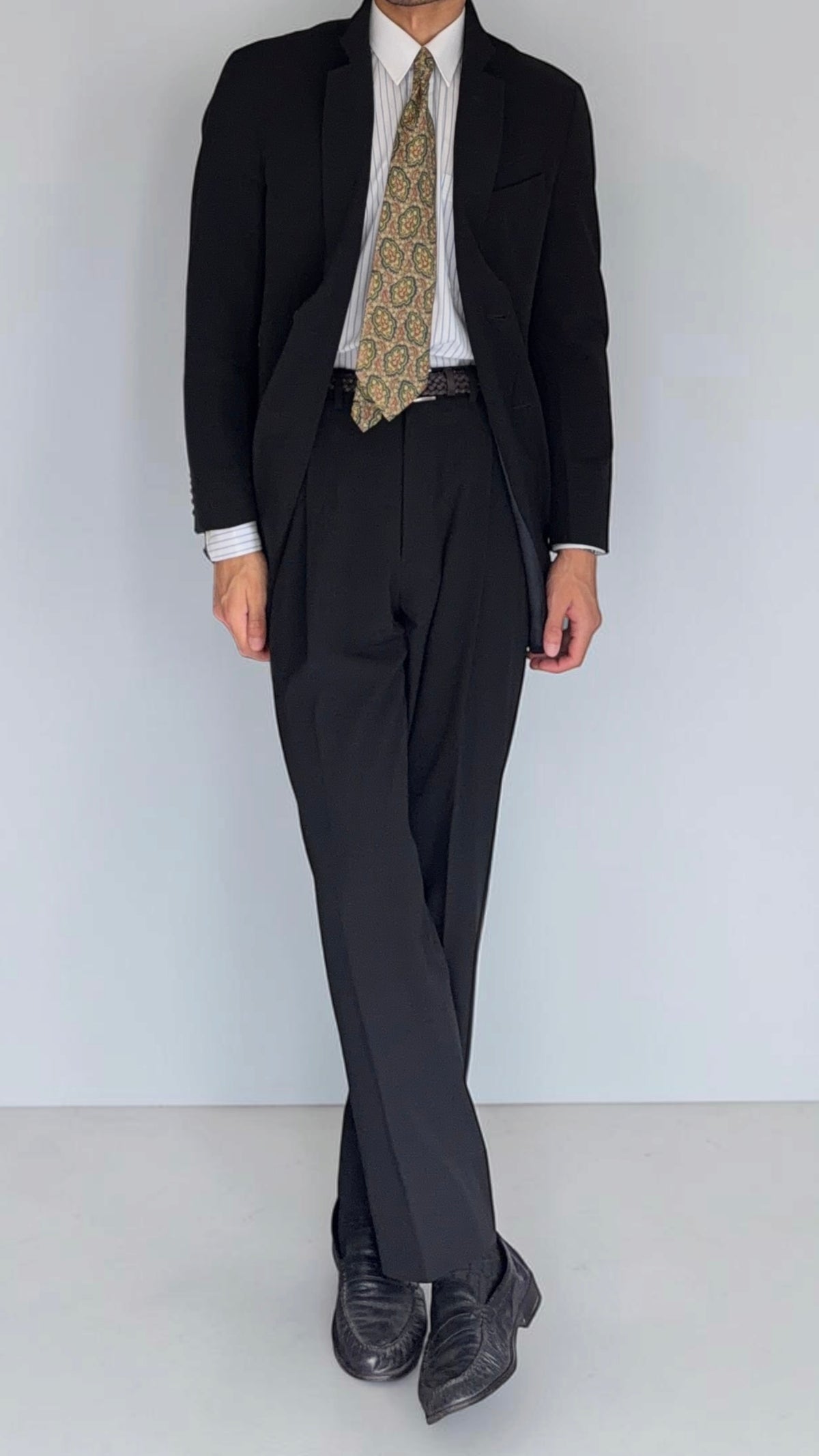 Giorgio Armani 1980s 2B Black Pleated Wool Cotton Suit - Size S Jacket / 33" Waist