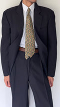 Giorgio Armani Black Label 1990s 2B Pleated Navy Wool Silk Suit - Size L Jacket / 34" Waist