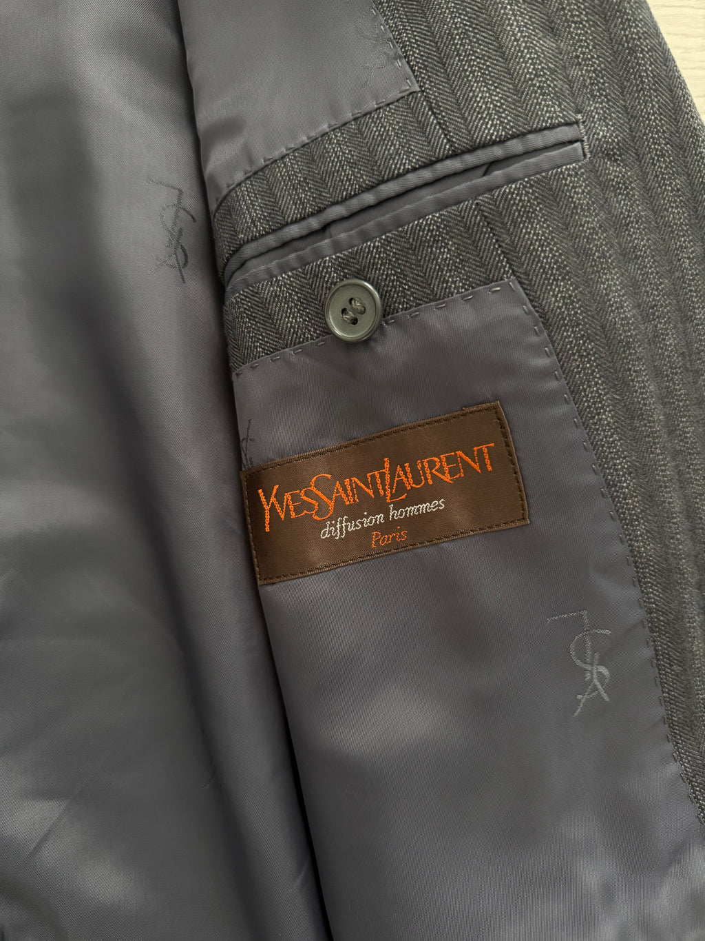 Yves Saint Laurent 1990s 2B Textured Wool Grey Navy Suit - Size S Jacket / 31" Waist