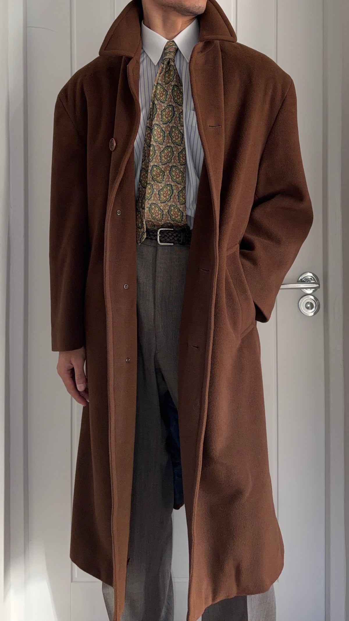 Hugo Boss 1980s Oversized Brown Wool Balmacaan Overcoat - Size M