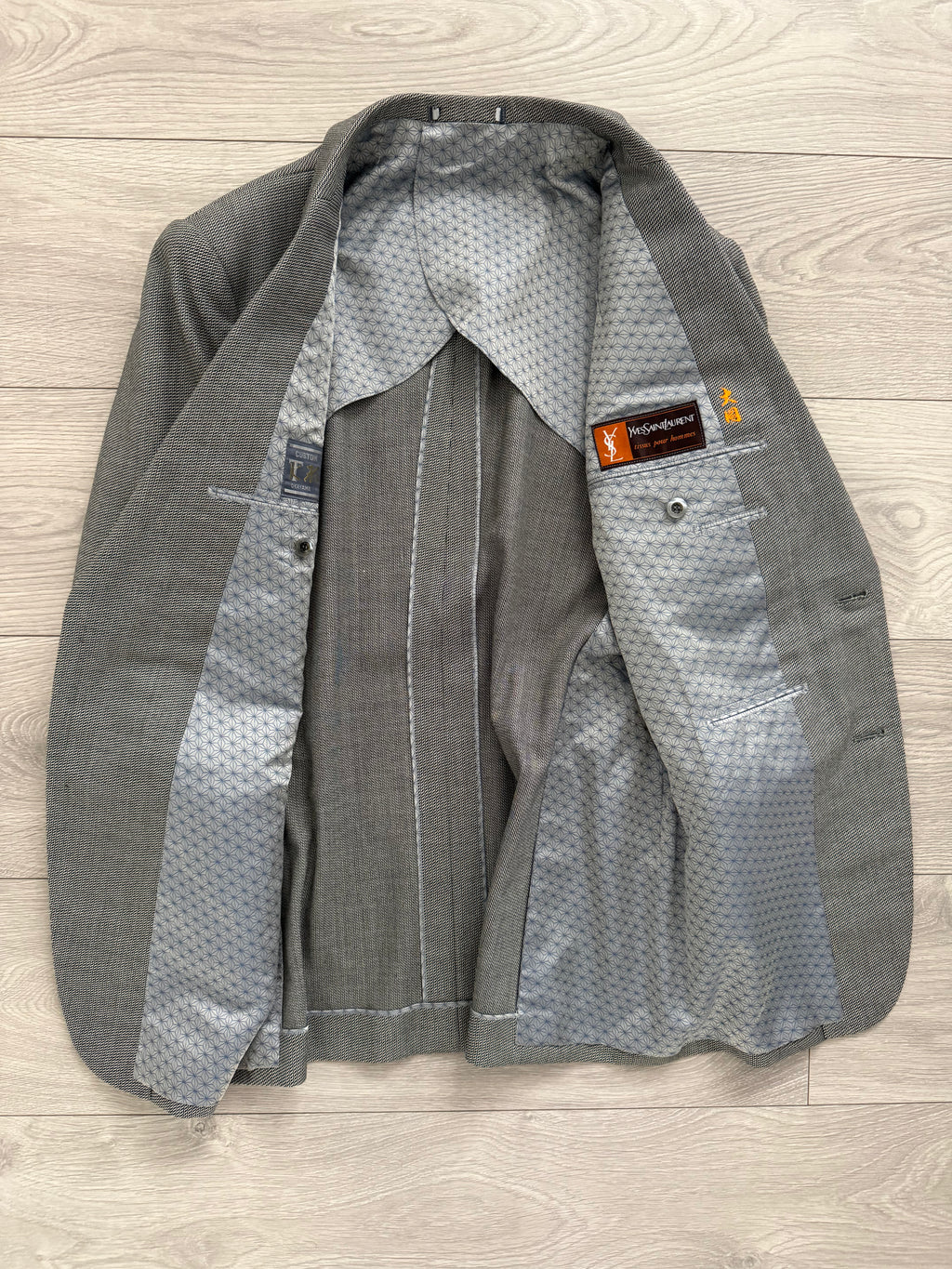 Yves Saint Laurent 1990s 2B Textured Wool Grey Suit - Size L Jacket / 34" Waist